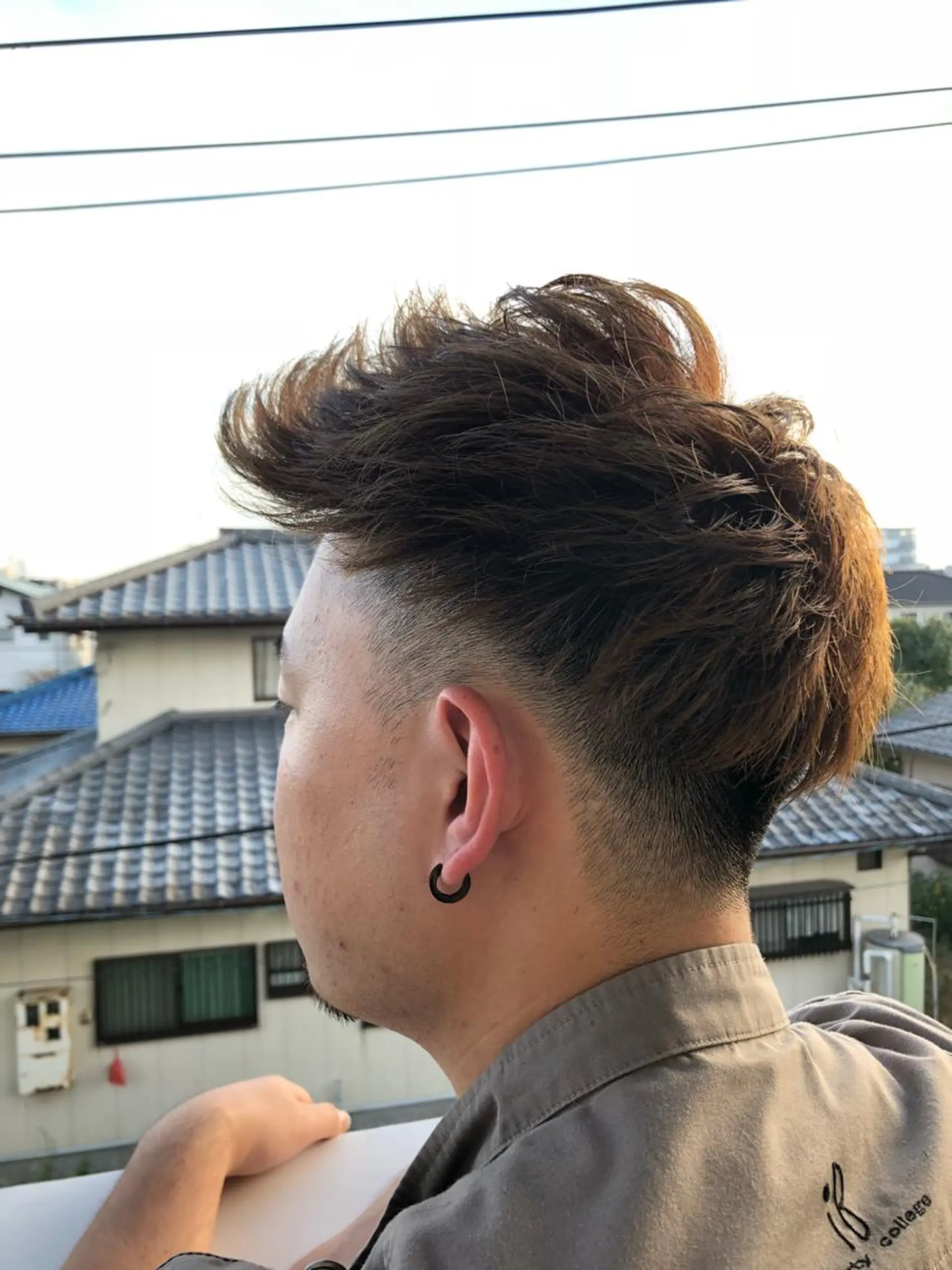ショート メンズ フェードカット モヒカン 土井 康永のヘアスタイル