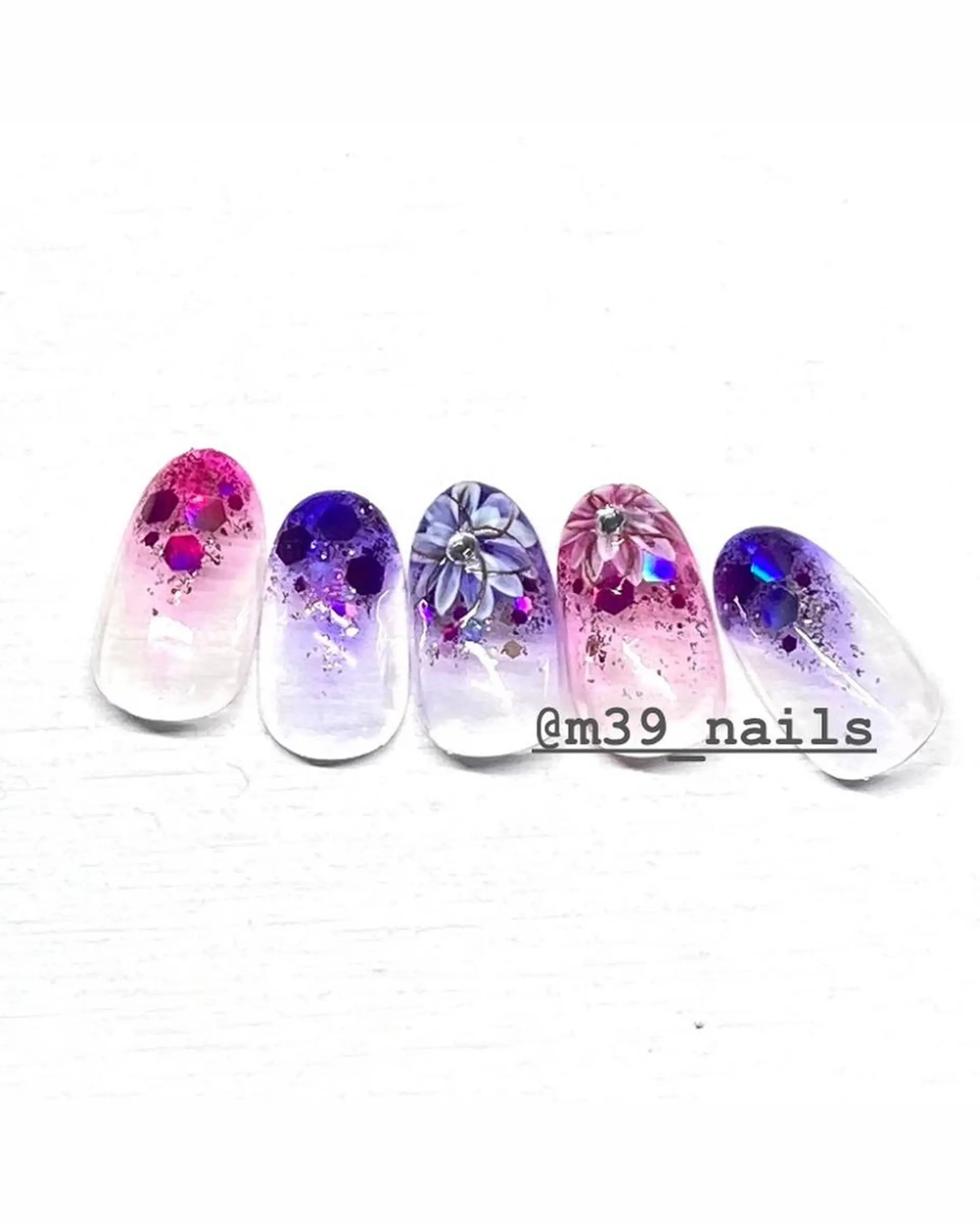 ネイル クリアネイル フラワーネイル キラキラネイル 39-nails EharaMikuのネイルデザイン
