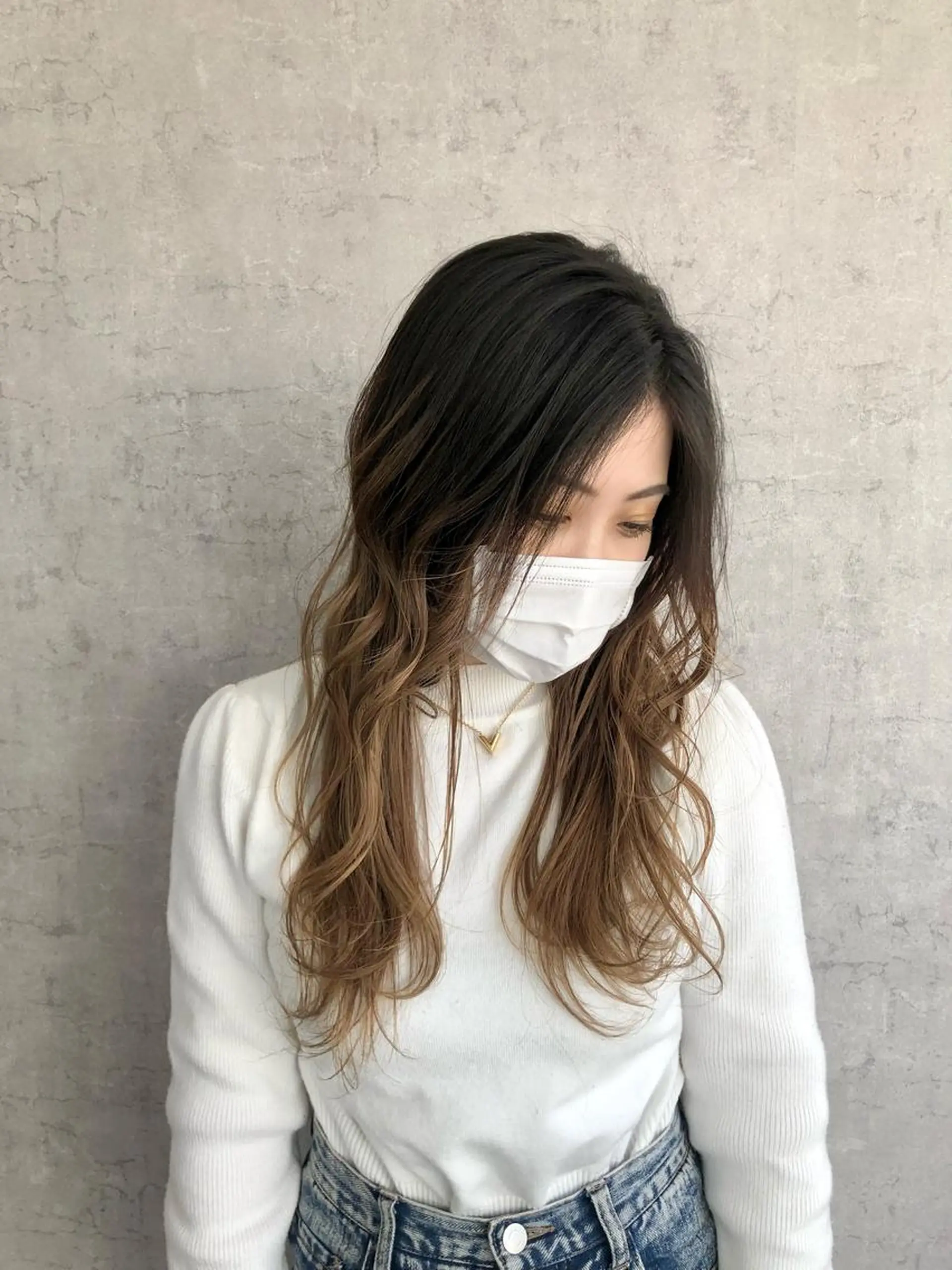 ロング カラー ヘアアレンジ ネイル マツエク・マツパ アディクシーカラー バレイヤージュ ミストバング ベージュカラー ブリーチ エビスザキレン／メン ズ／心斎橋🌳のヘアスタイル