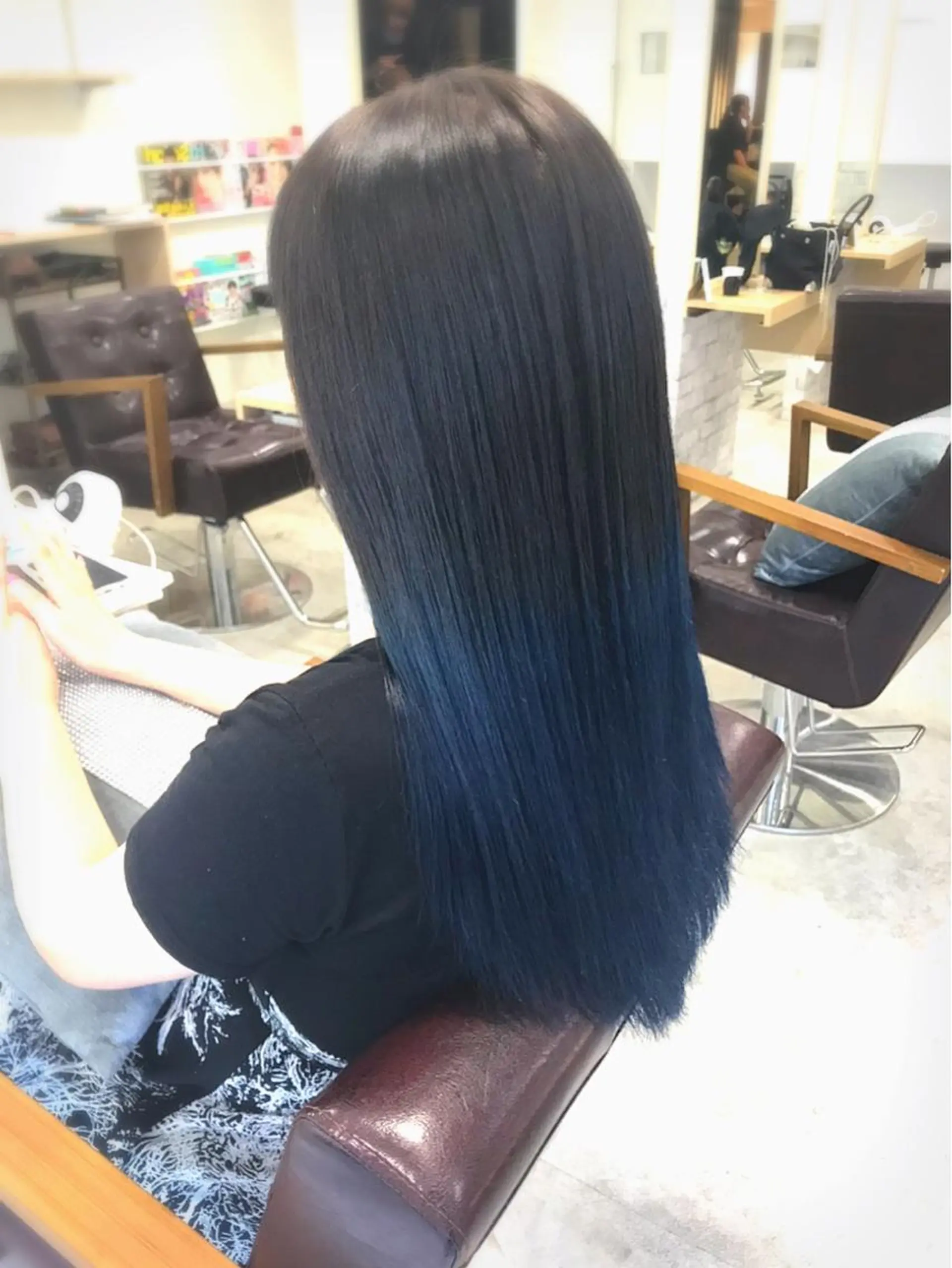 ロング カラー ブルーカラー グラデーションカラー グレージュ マンツーマン/透明感 foi hairのヘアスタイル