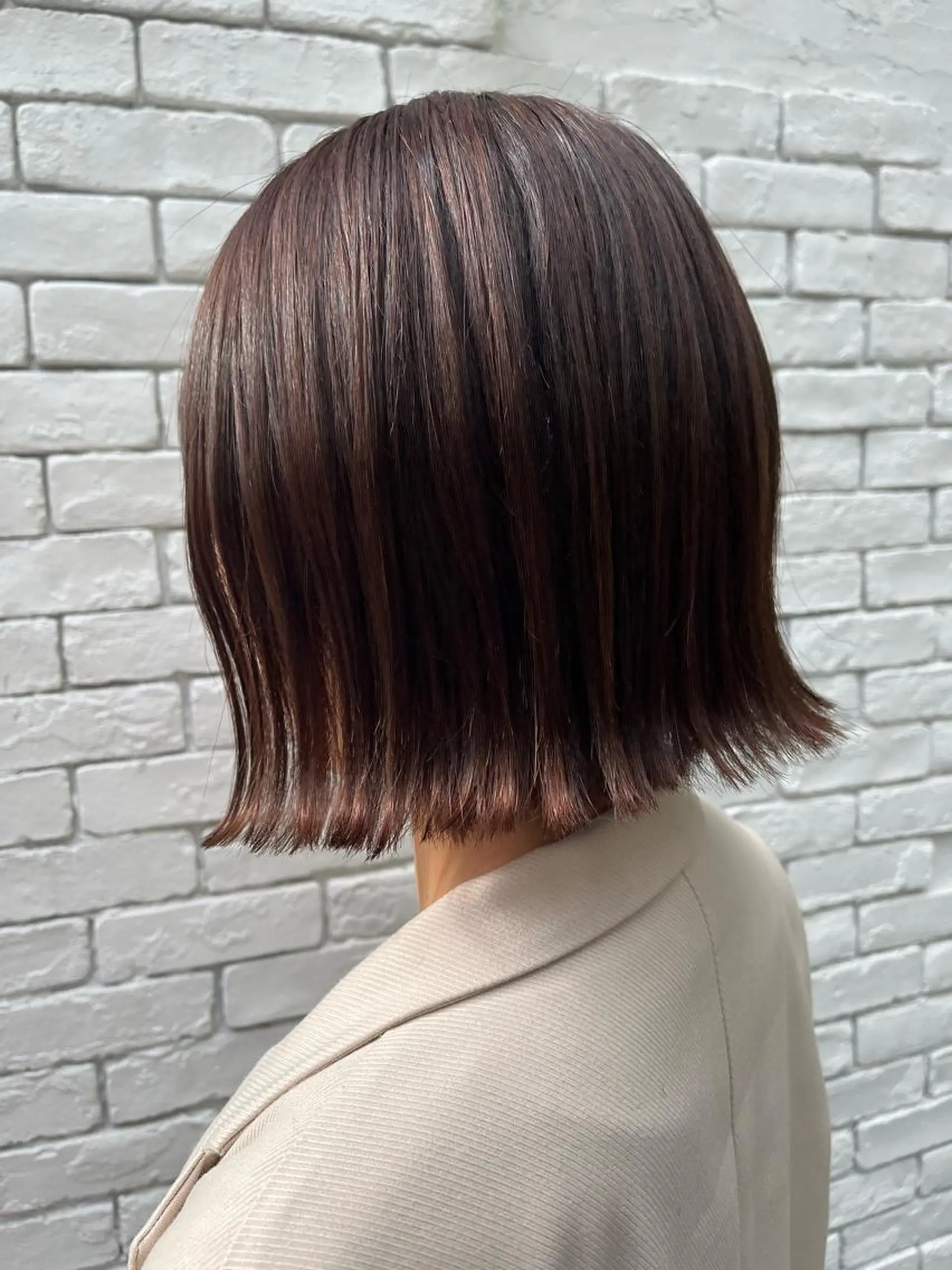 ミディアム カラー グレージュ ボブ 外ハネヘア カット ヘアカラー トリートメント 🌈透明感カラー🌈 🌟吉田祐介🌟のヘアスタイル