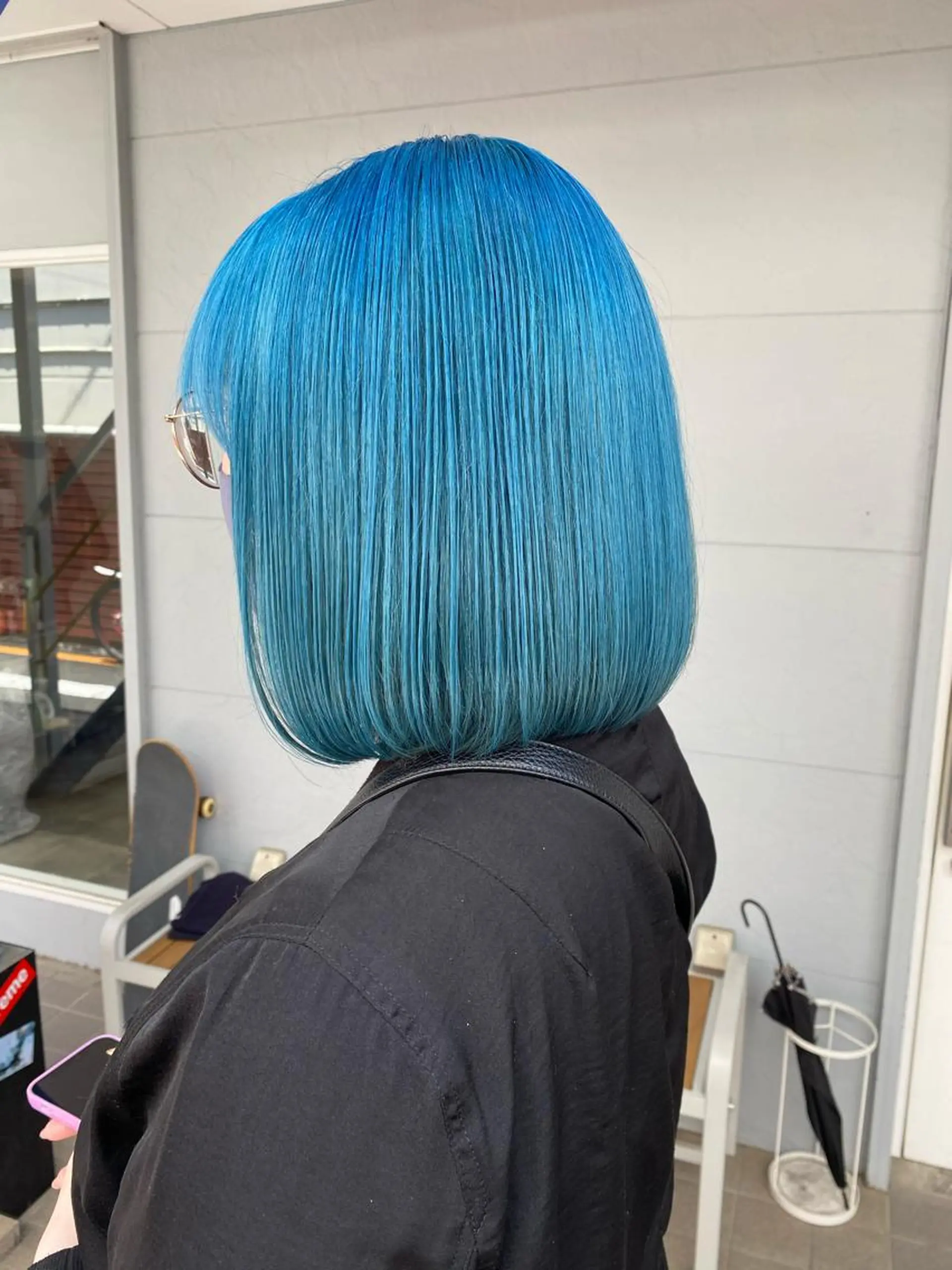 ミディアム カラー ブルーカラー ミント ヘアカラー トリートメント lani ブリーチ /ダブルカラーのヘアスタイル