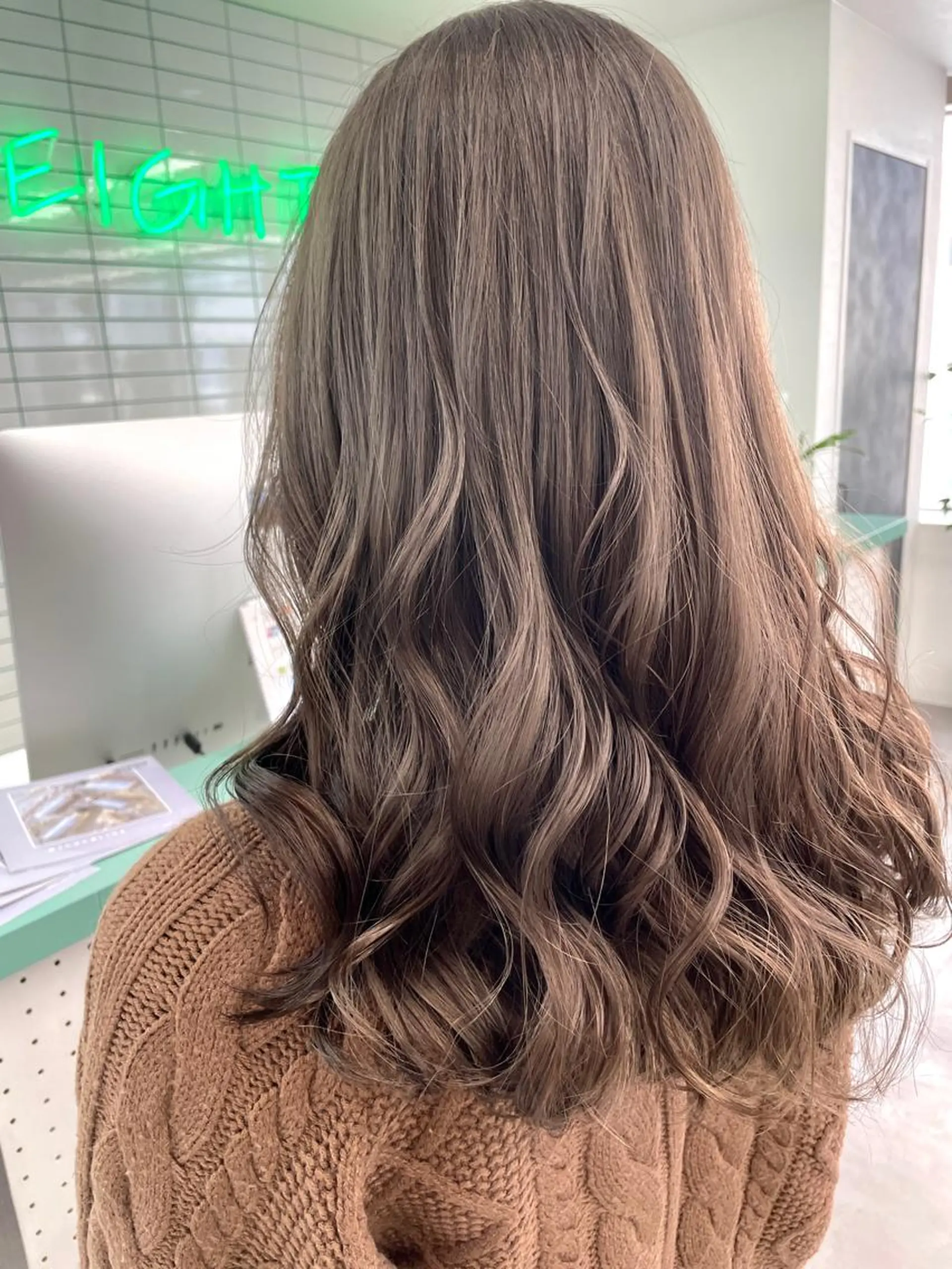 ロング カラー ブリーチ 透明感カラー グレージュ カット ヘアカラー トリートメント 💚透明感カラー💚 ♻️本間♻️のヘアスタイル