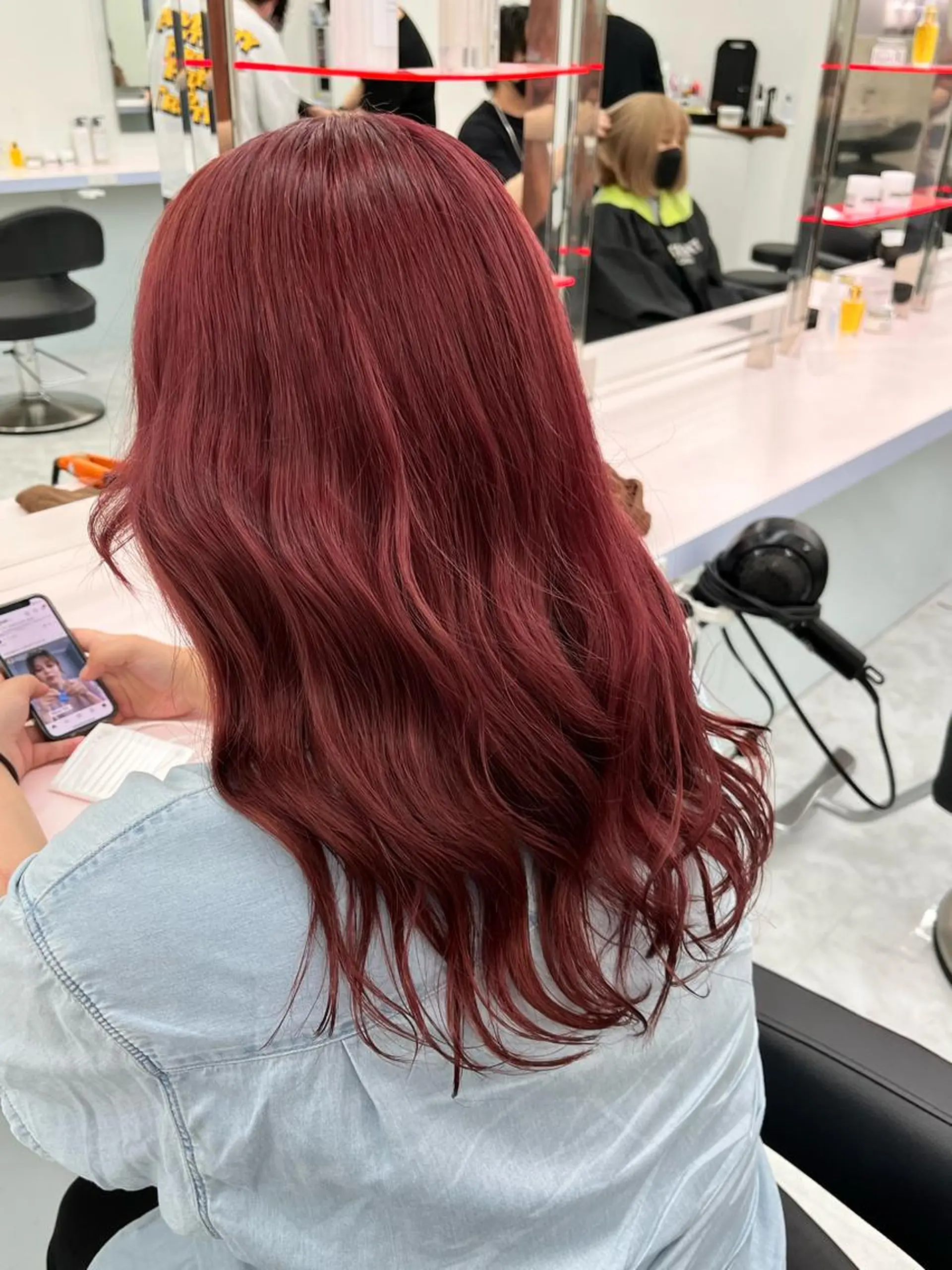 ロング トレンドレイヤー No.1/KOHEIのヘアスタイル