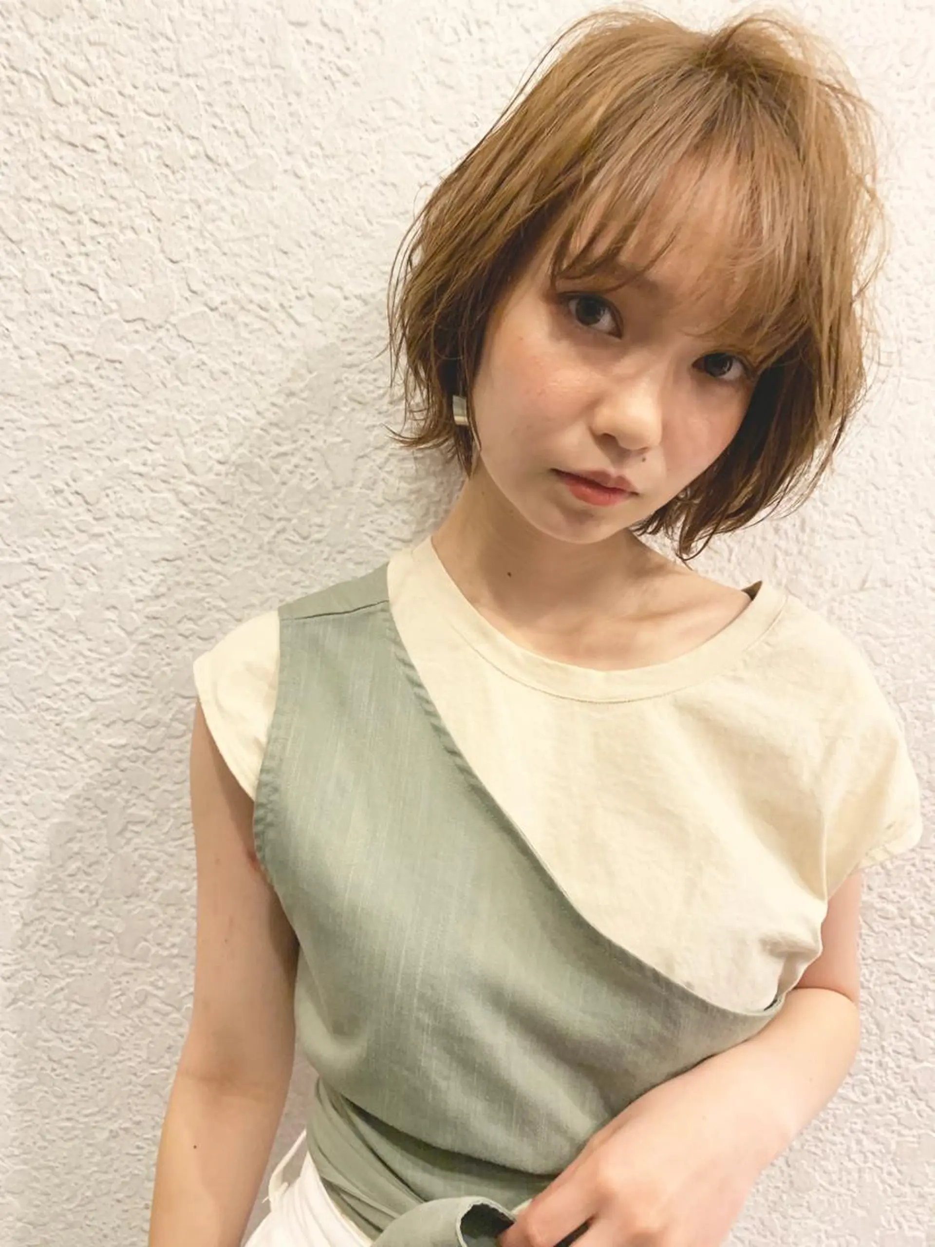 ショート カラー パーマ 安達 俊亮のヘアスタイル