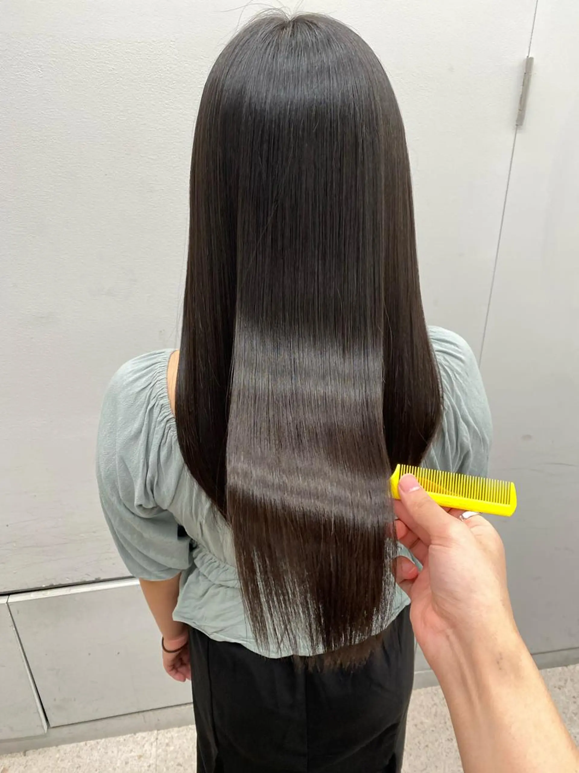 セミロング カラー パーマ ヘアアレンジ メンズ キッズ ネイル マツエク・マツパ ヘアカラー トリートメント レイヤーカット/ 髪質改善/羽柴りくのヘアスタイル