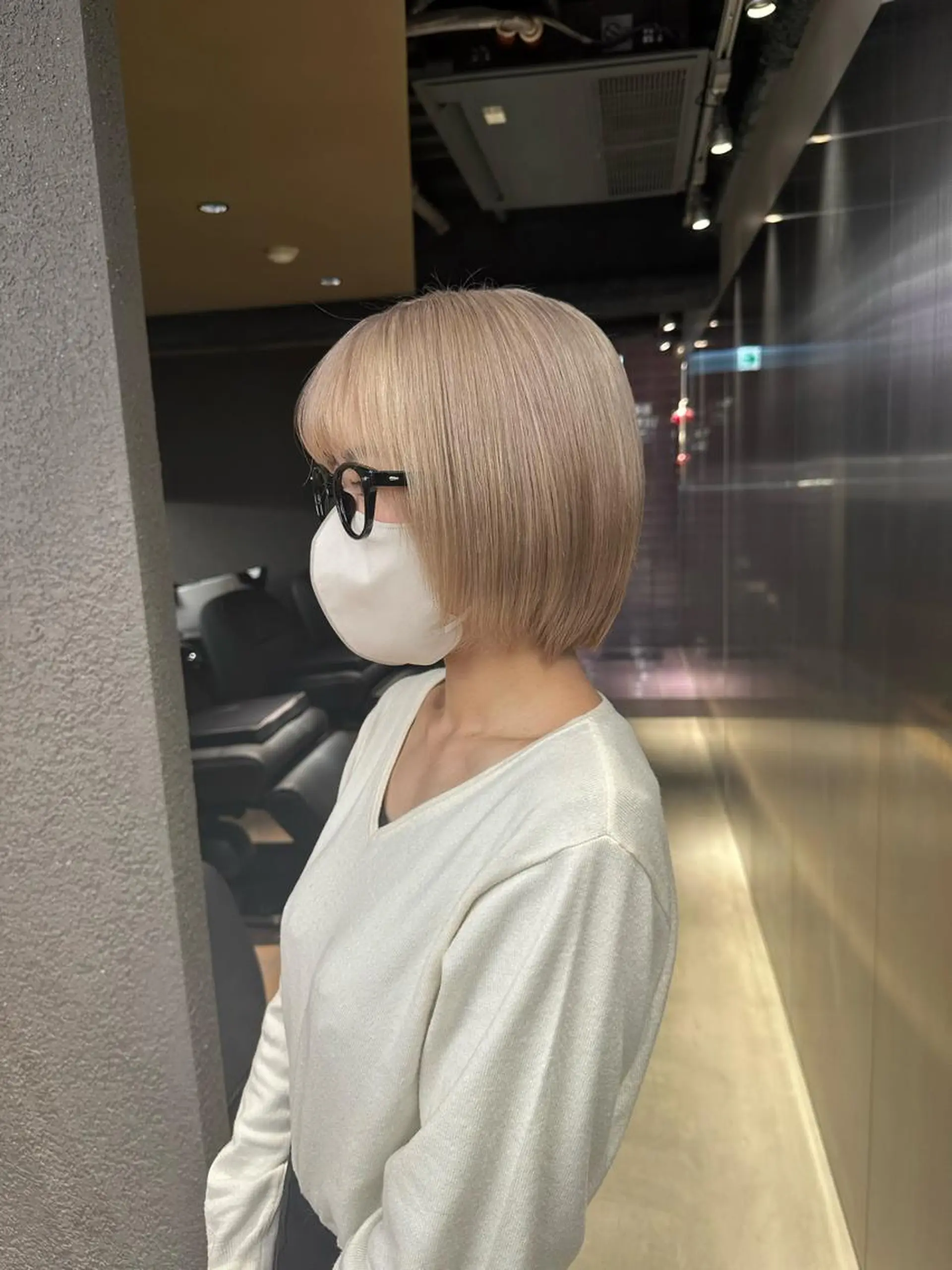 ショート カラー ベージュカラー ホワイトベージュ ヘアカラー トリートメント 鈴木/ニュアンス パーマ/メンズのヘアスタイル