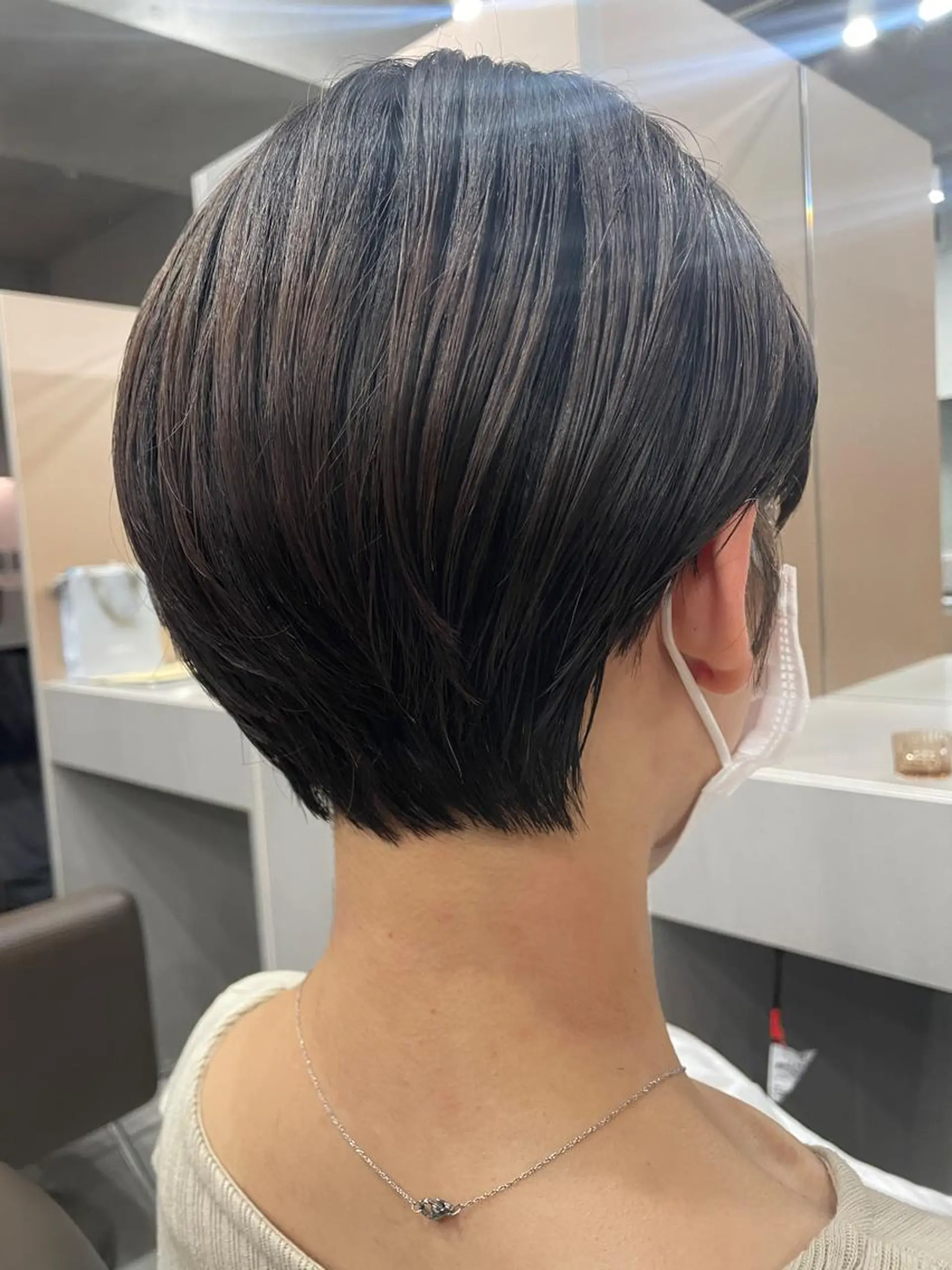 ショート カラー ショートヘア 吉田一輝 外国人パーマのヘアスタイル