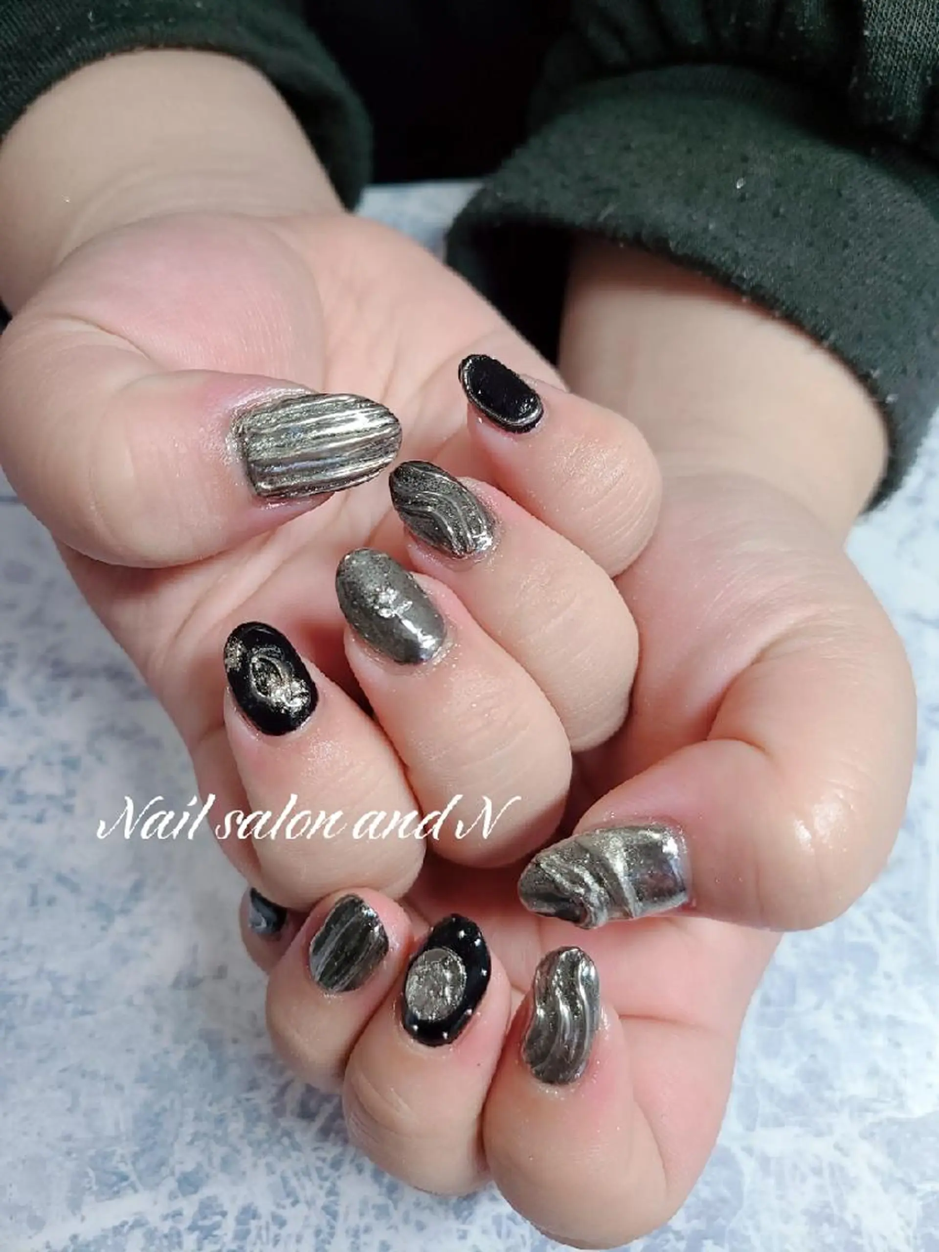 ネイル and Nのネイルデザイン