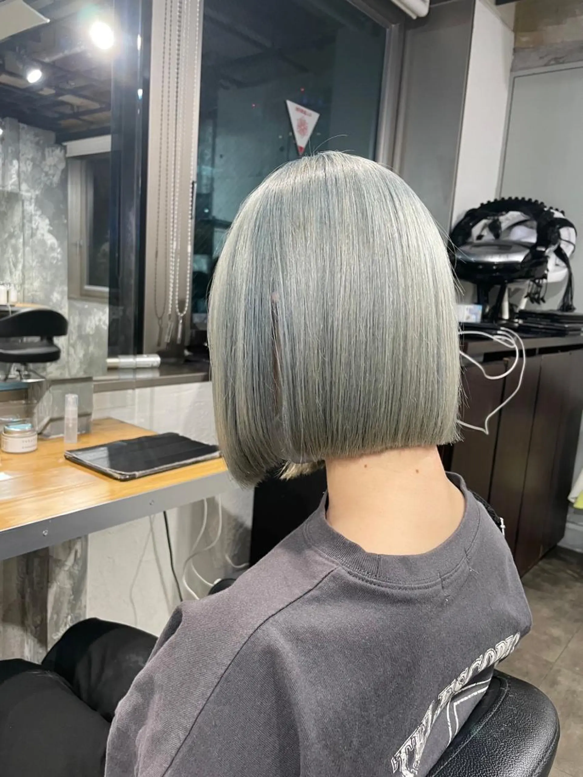 ショート カラー パーマ ヘアアレンジ メンズ キッズ ネイル マツエク・マツパ アイブロウ 【縮毛矯正ブリーチ】 MANATO🌈のヘアスタイル