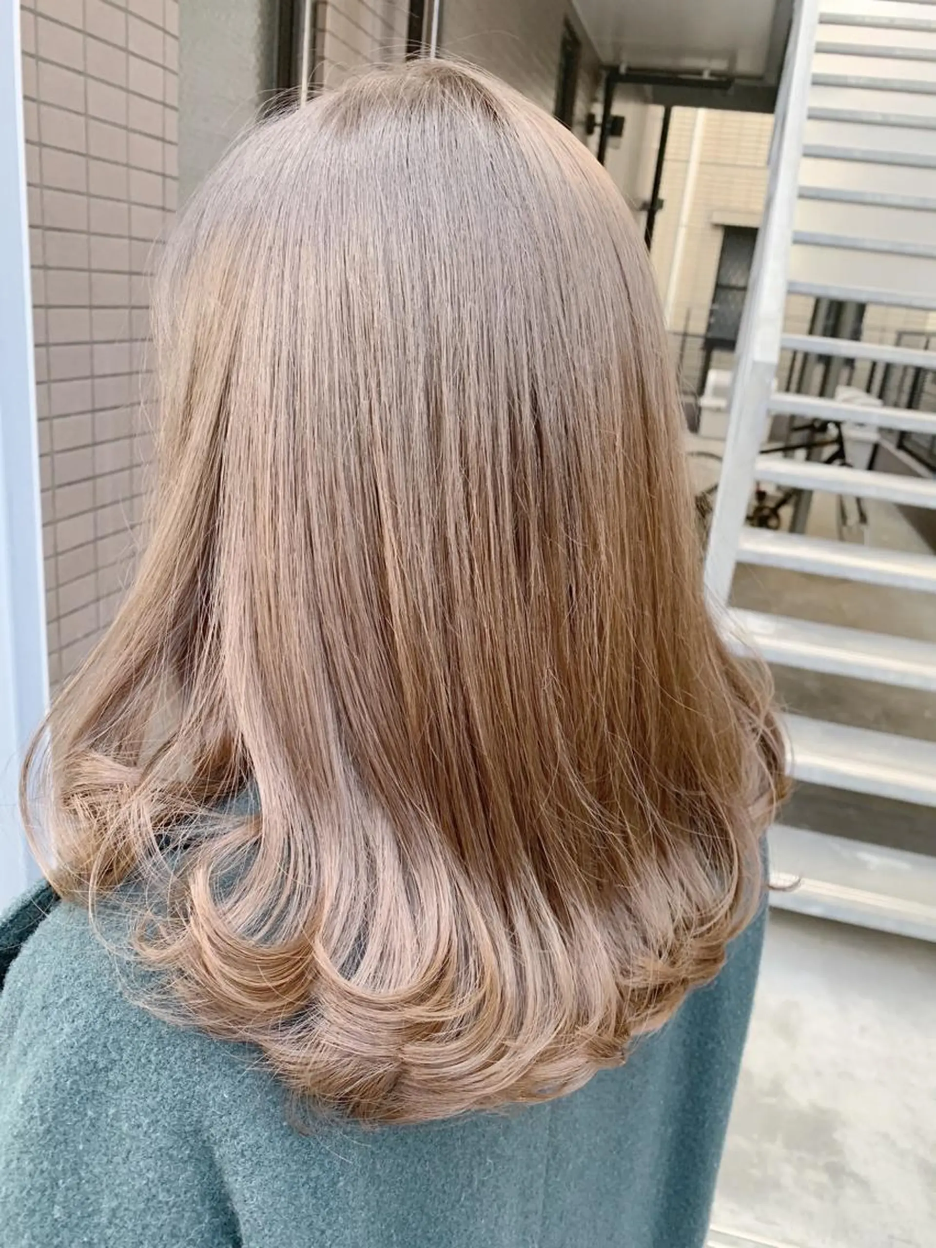 ミディアム カラー ベージュカラー DUMBO所属・【完全マンツー 恵比寿】佐藤 翔のヘアスタイル