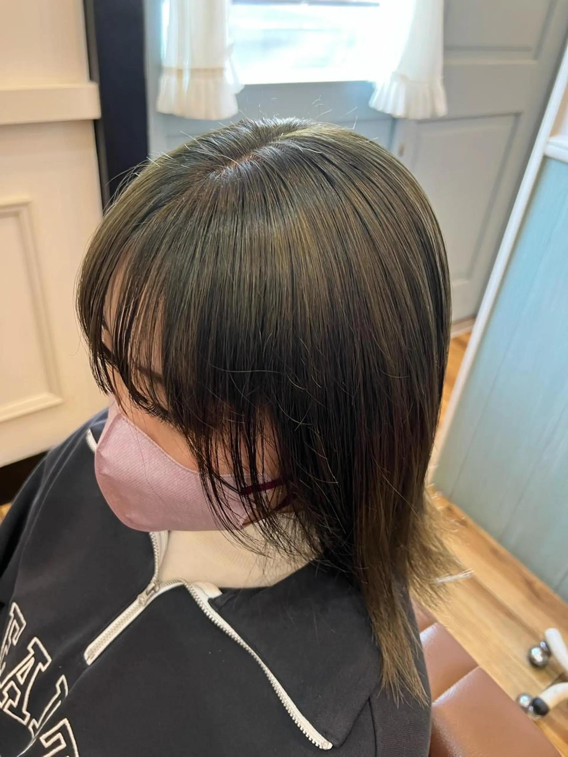 ミディアム カラー アッシュ 🐰ハイトーンカラー 畠山 渡🐰のヘアスタイル