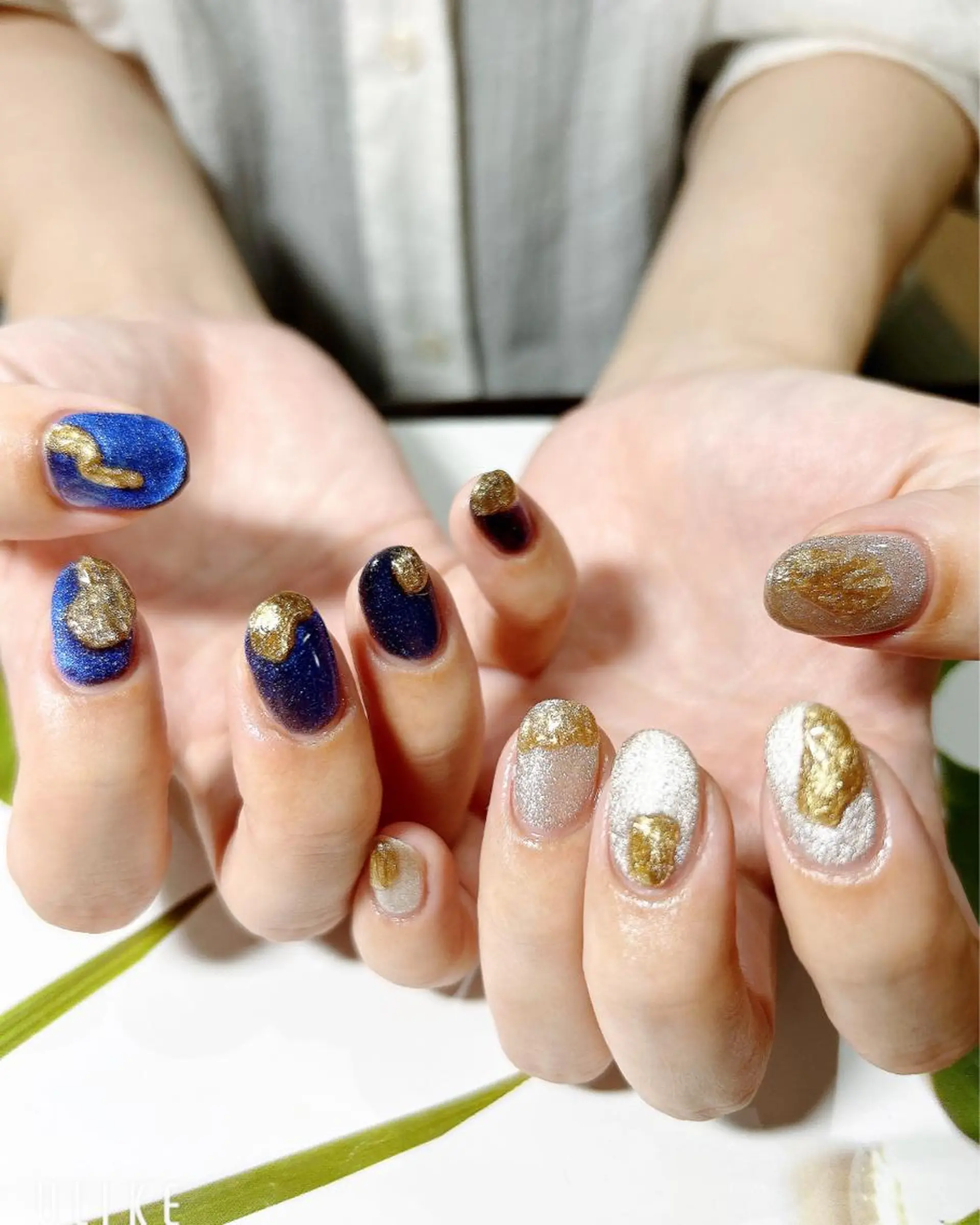 ネイル ニュアンスネイル ハンドネイル 吉野✨ ネイルデザイナー✨のネイルデザイン