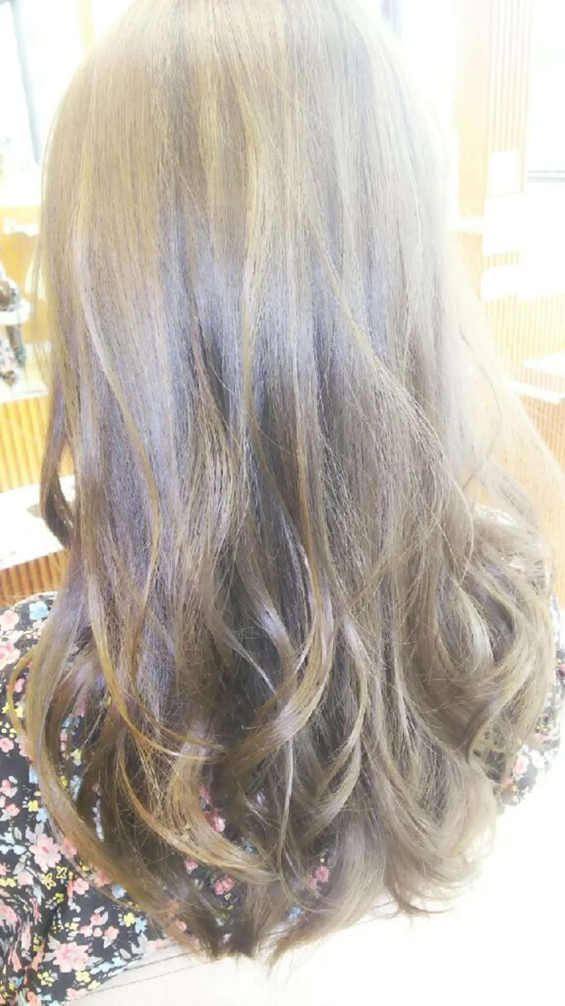 ロング カラー グレージュ 脇田 雄大のヘアスタイル