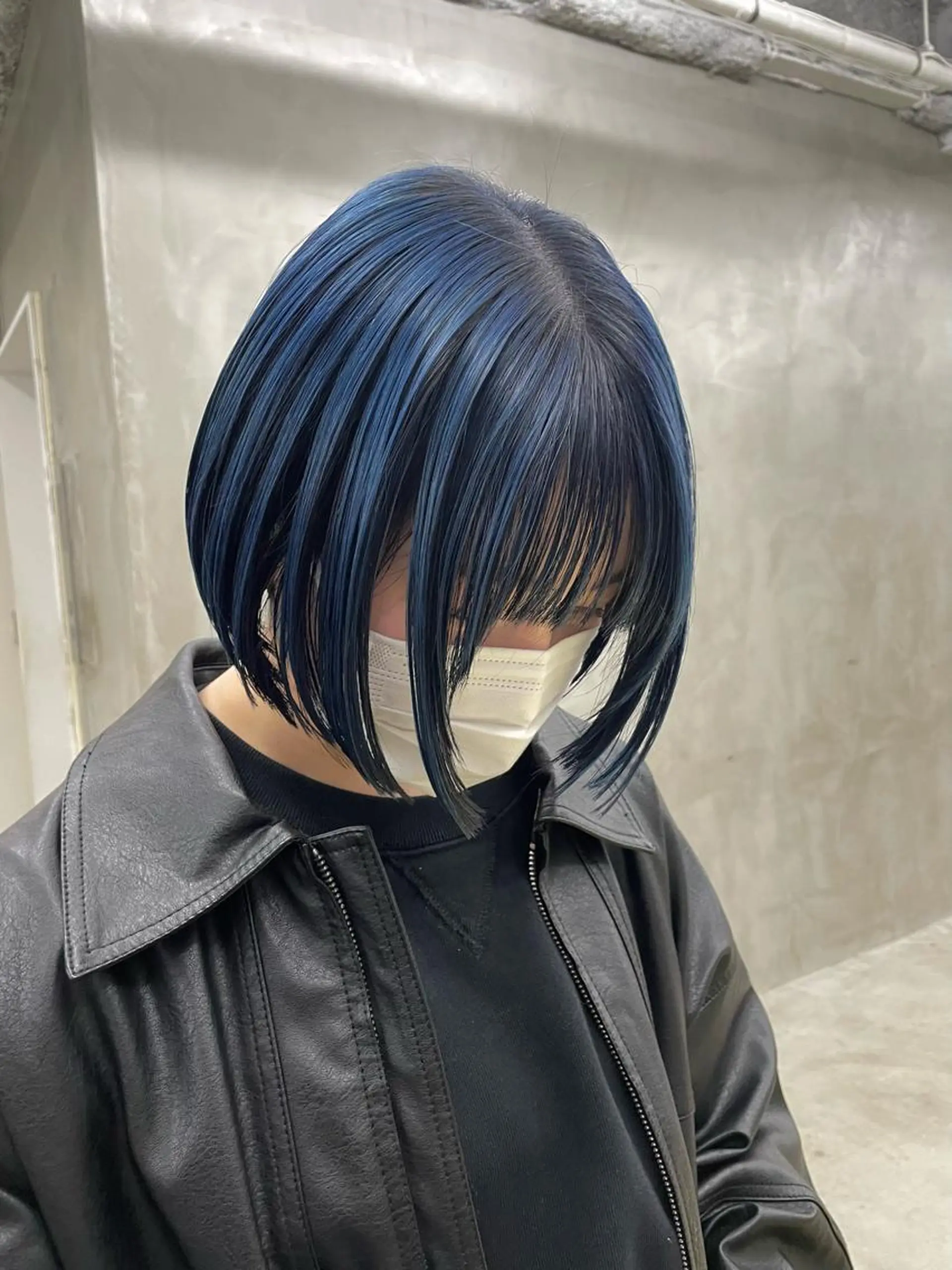 ミディアム カラー パーマ ヘアアレンジ メンズ ミディアムパーマ メンズバレイヤージュ メンズブリーチ センターパート フェードカット ハイトーン/レイヤー 🌸さくらのヘアスタイル