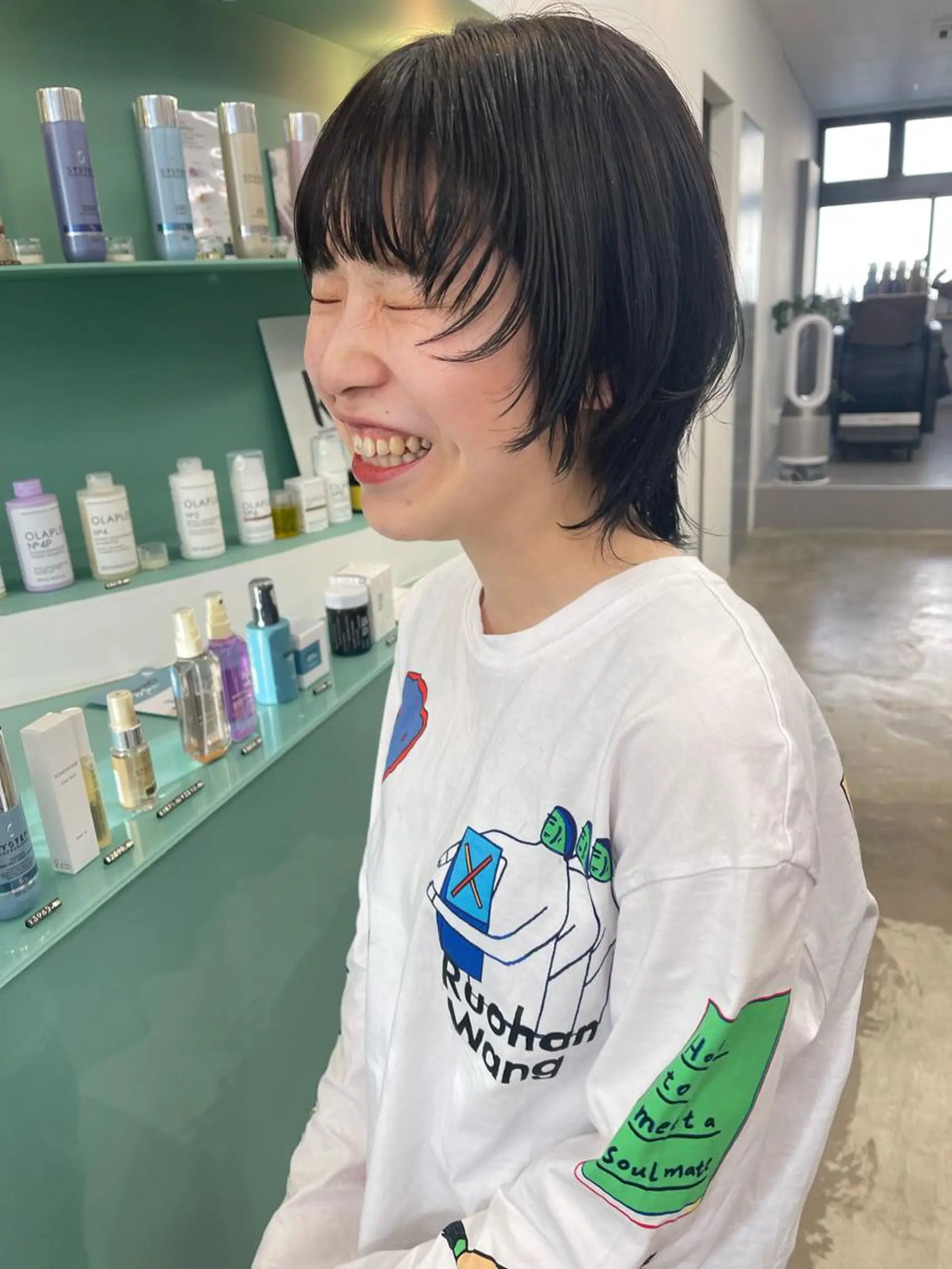 ショート カット トリートメント 💓パーマ，💗 レイヤーカットのヘアスタイル