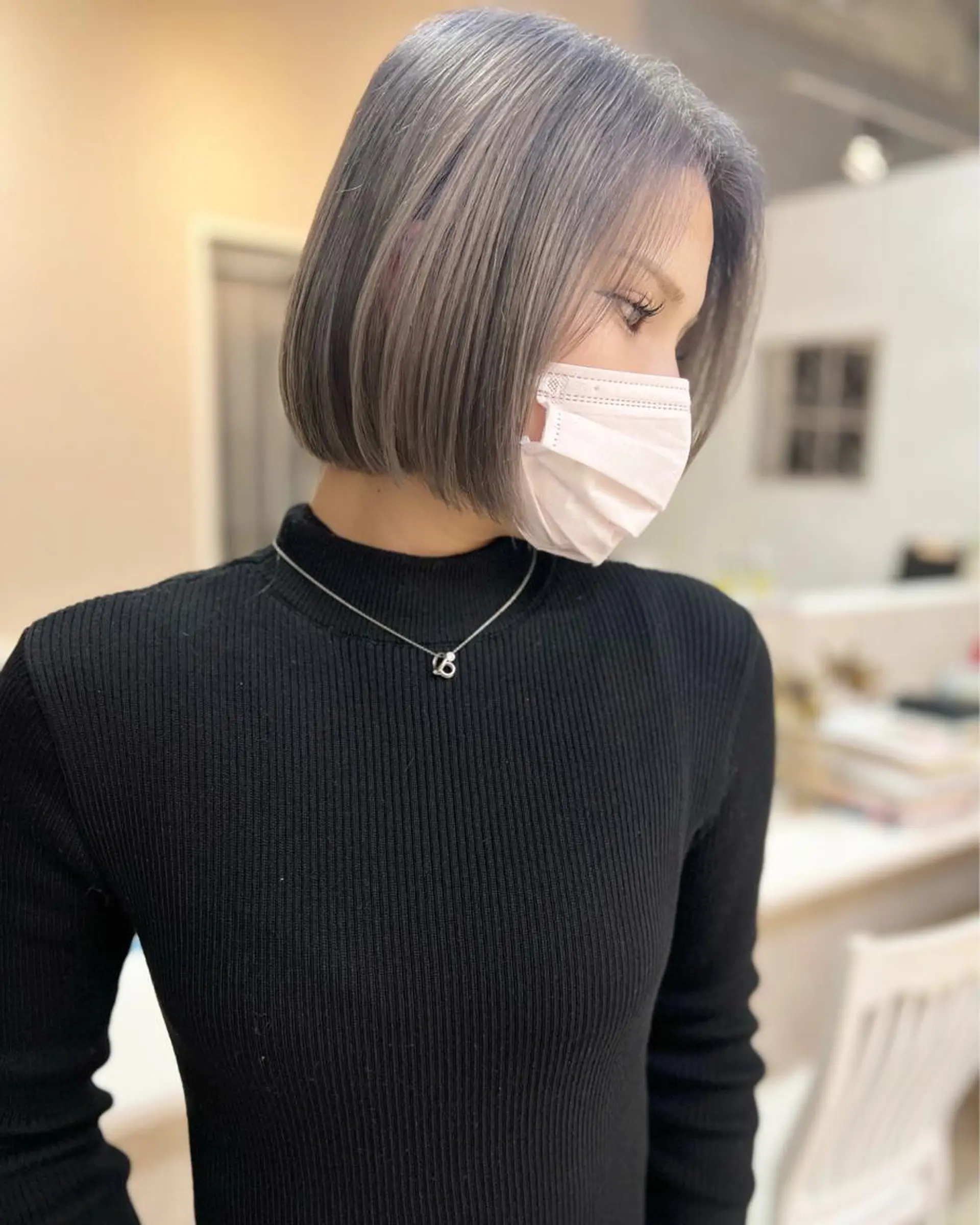 ショート カラー ボブ テトネ タカシのヘアスタイル