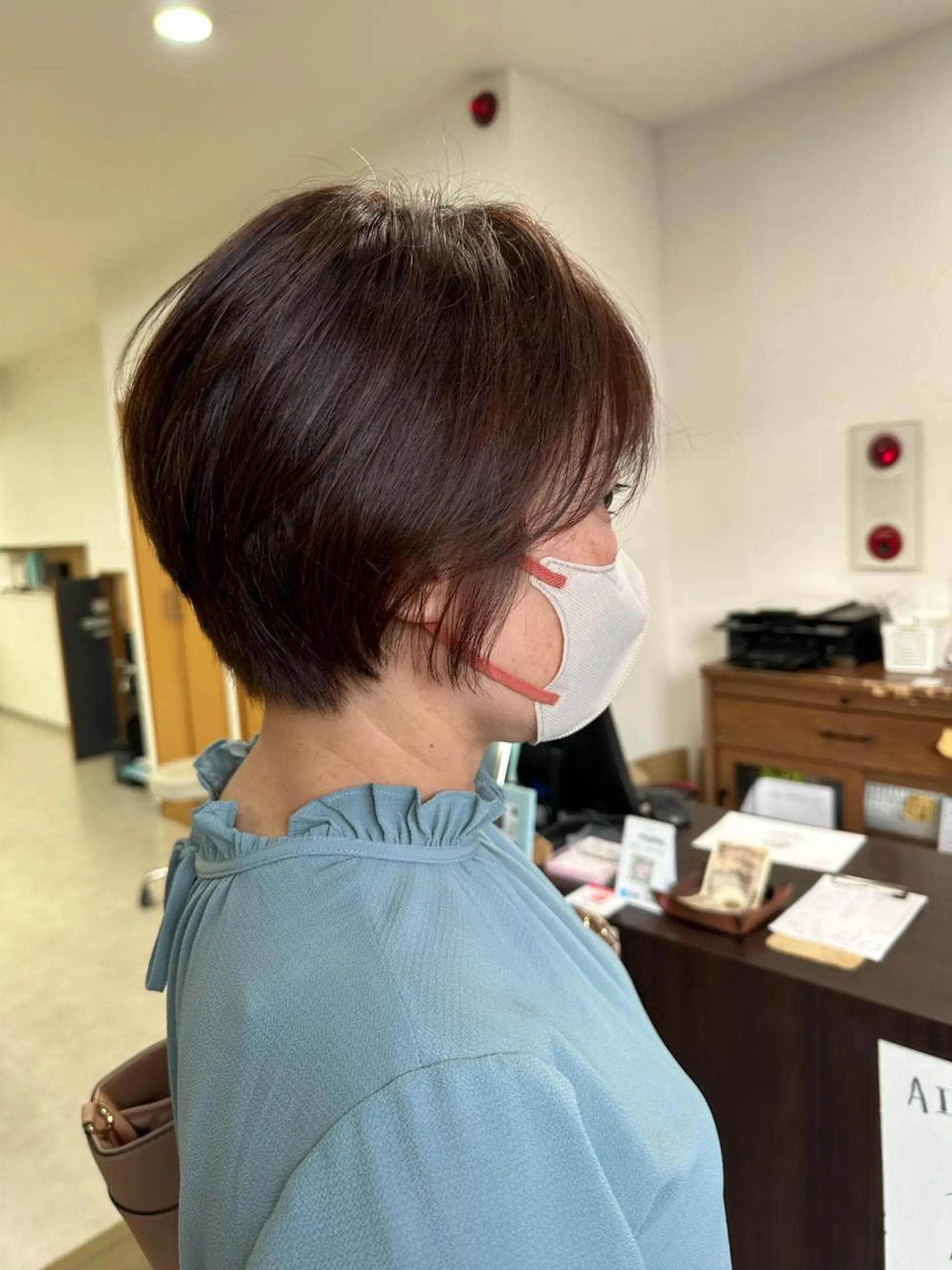 ショート カット ブリーチカラー🫧 森　凪沙のヘアスタイル