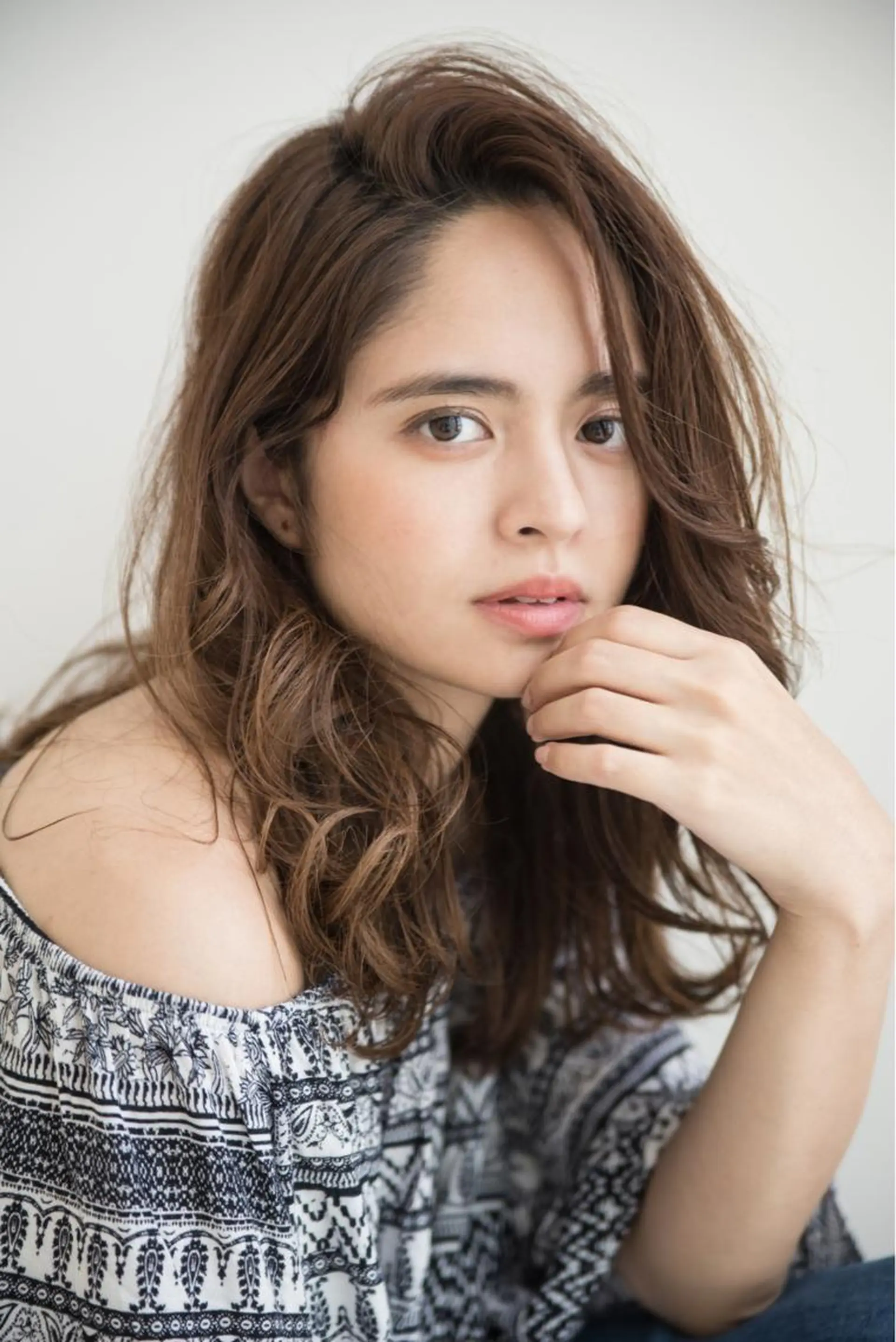 セミロング カラー 顔まわりカット✄ ベージュカラー🧸のヘアスタイル