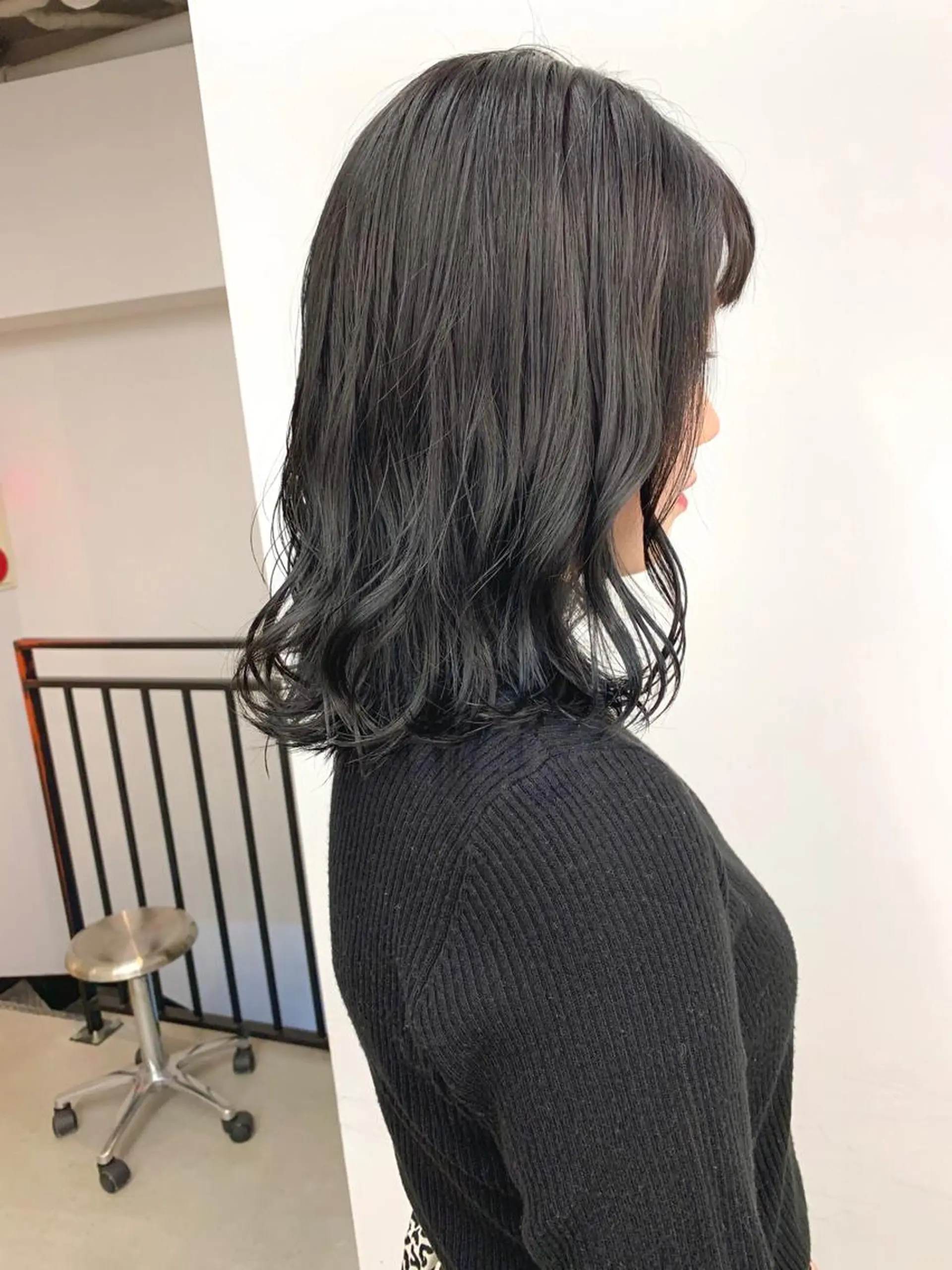 ミディアム leben serikaのヘアスタイル