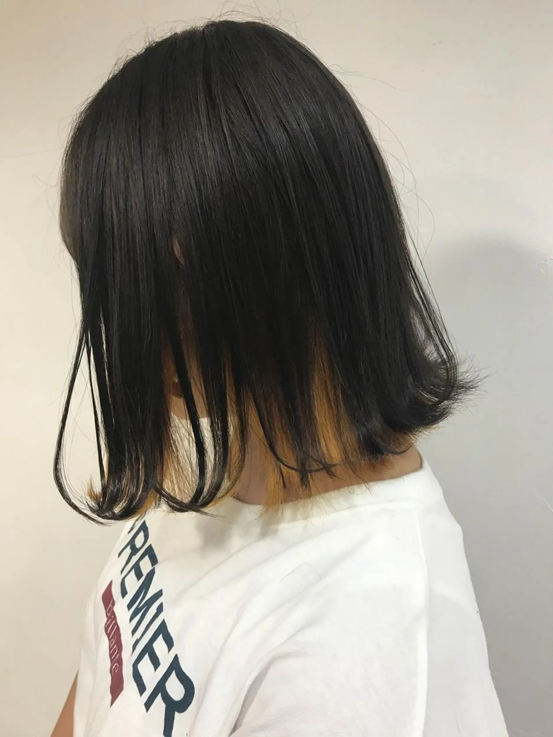 ショート カラー グレージュ インナーカラー オレンジ カット ヘアカラー トリートメント 柾本 寛貴のヘアスタイル