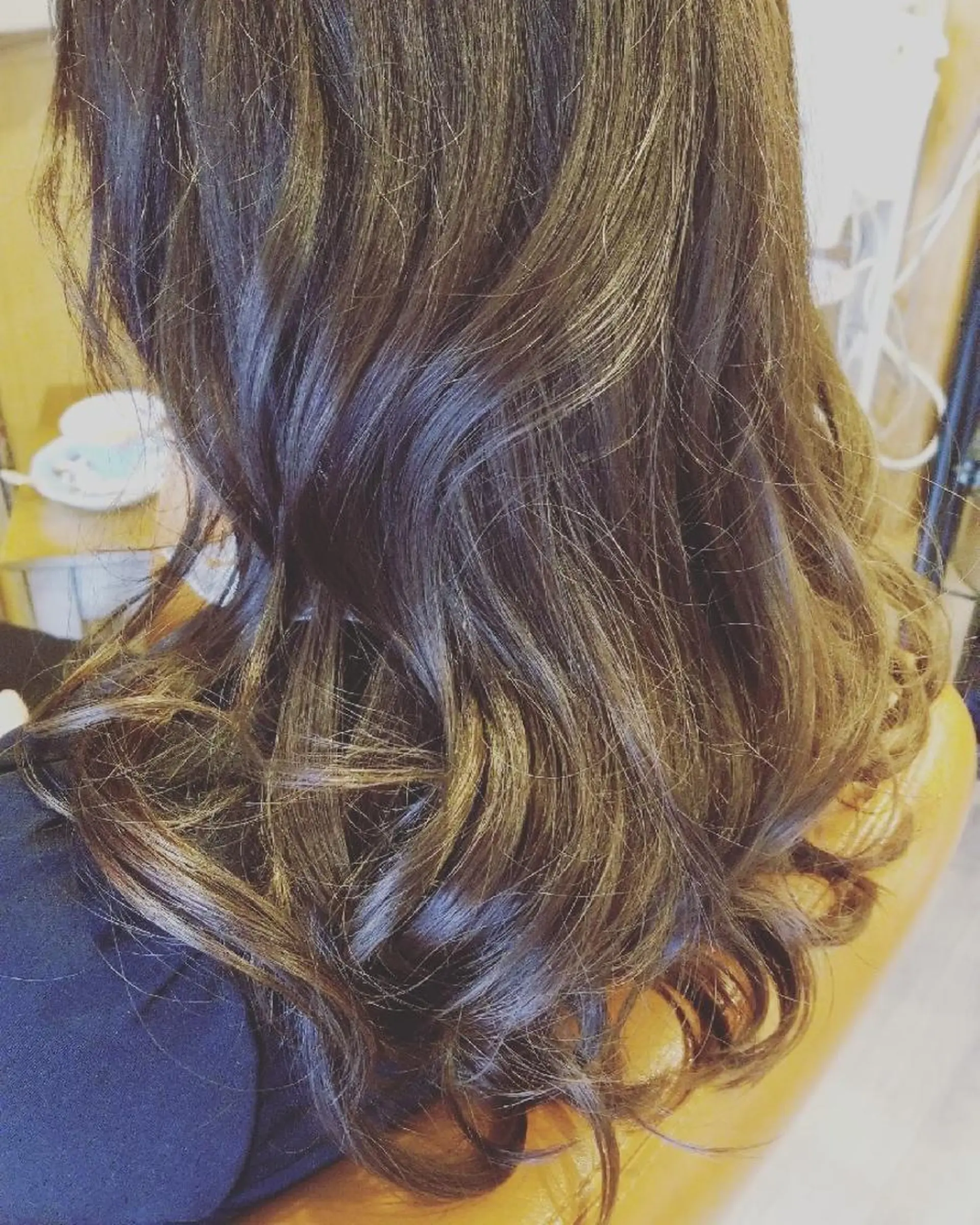 ロング カラー アディクシーカラー バレイヤージュ イルミナカラー 外国人風カラー レイヤーカット ヘアカラー トリートメント spa hair  ark 富井直美のヘアスタイル