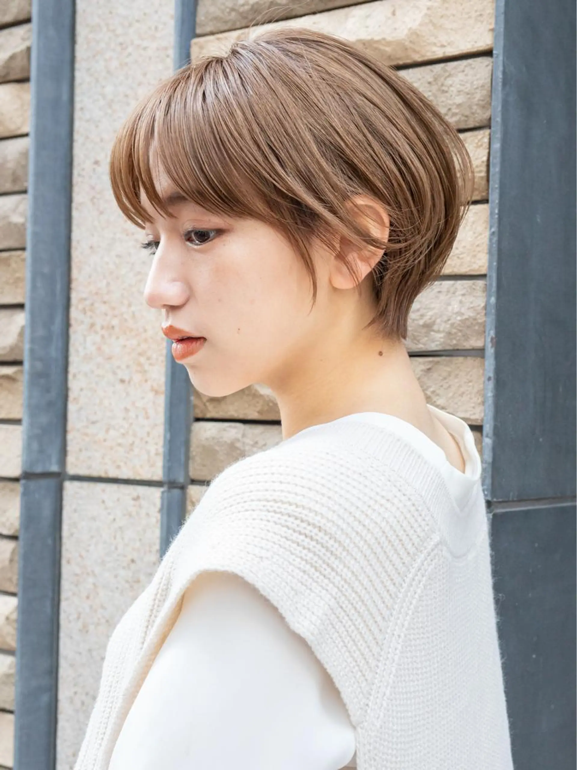 ショート くびれヘア 顔周りカット 小顔カット トリートメント カット 【1日2名様限定】 AFLOAT白川雄副のヘアスタイル