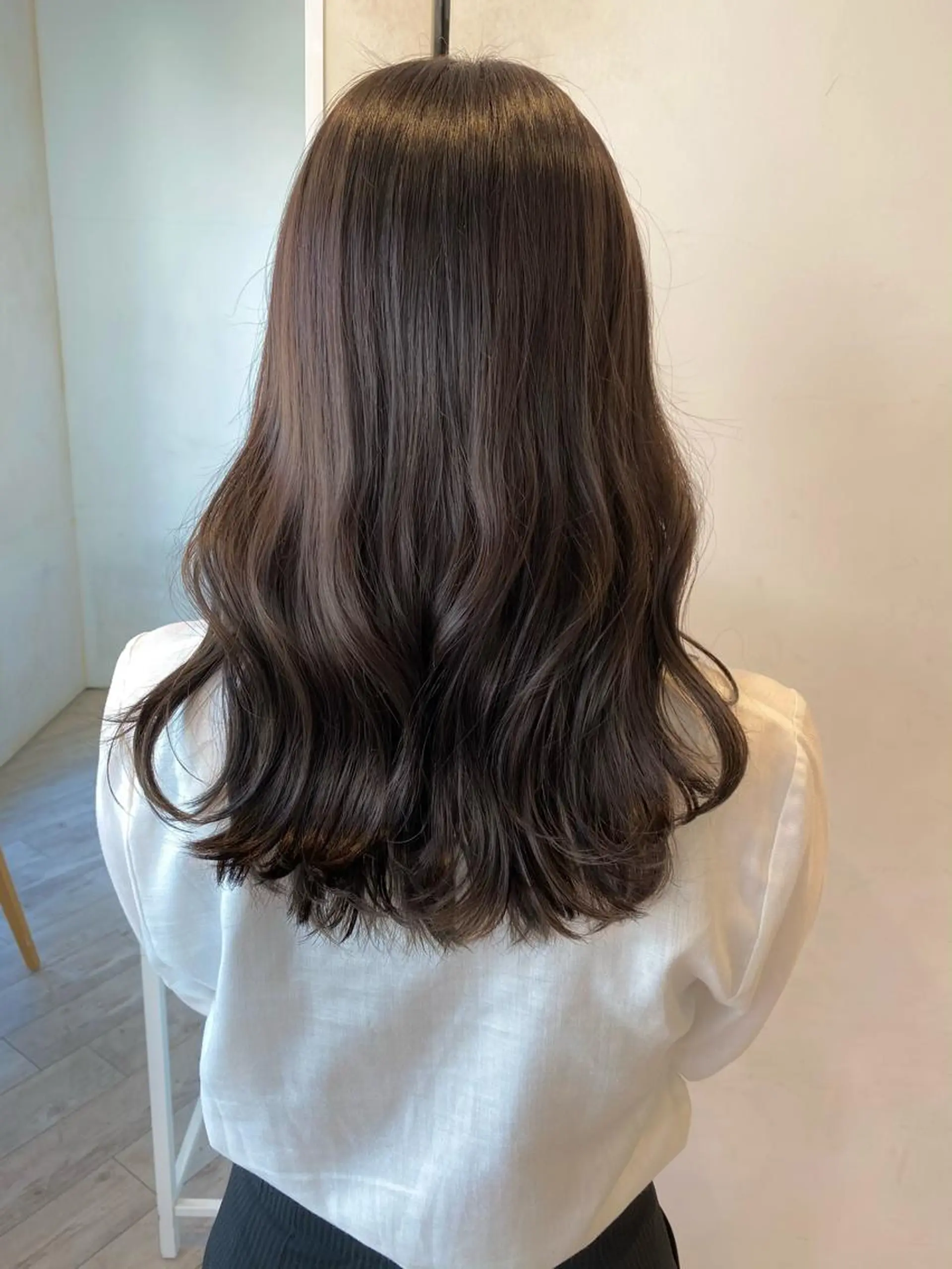 セミロング カラー 顔まわりカット🌟 くびれヘア/寺門遥輝のヘアスタイル