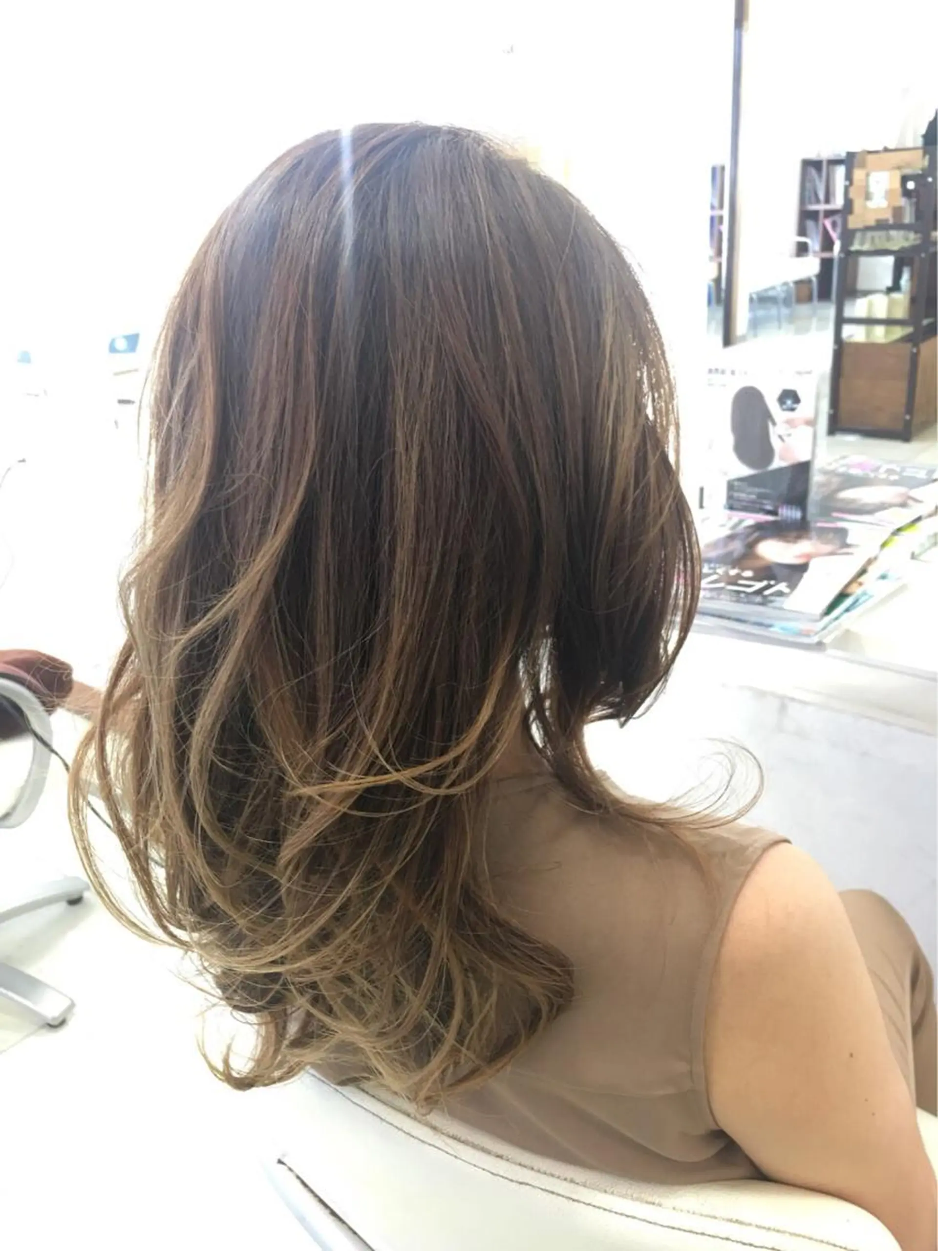 セミロング カラー グレージュ レイヤーカット トリートメント Hair VERDEのヘアスタイル