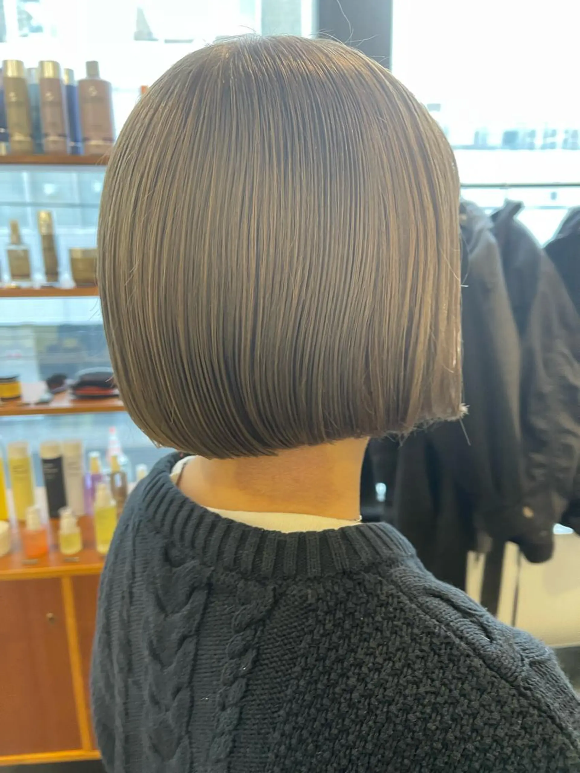 ショート カット ヘアカラー トリートメント 💓パーマ，💗 レイヤーカットのヘアスタイル