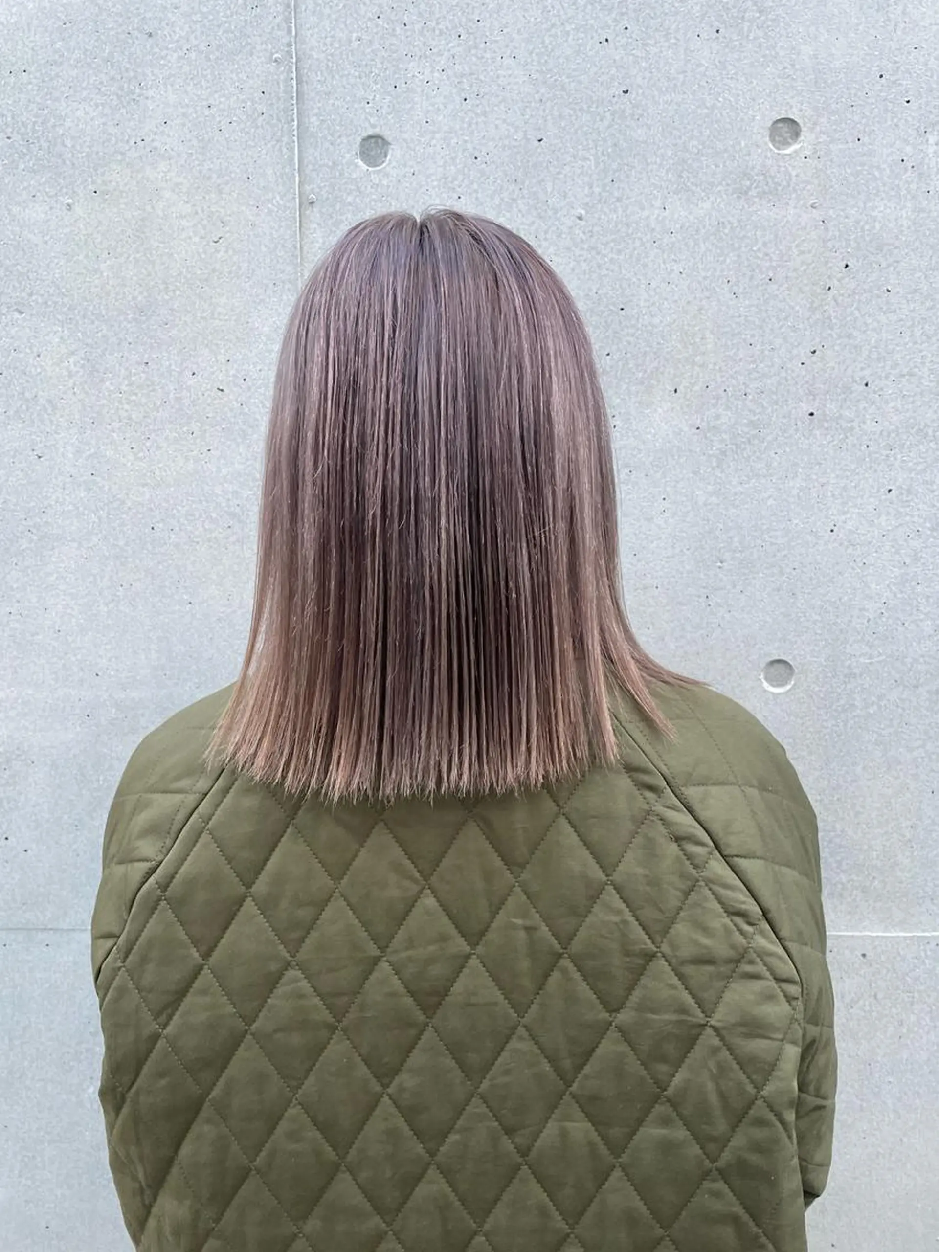 ミディアム 渋谷 留菜のヘアスタイル