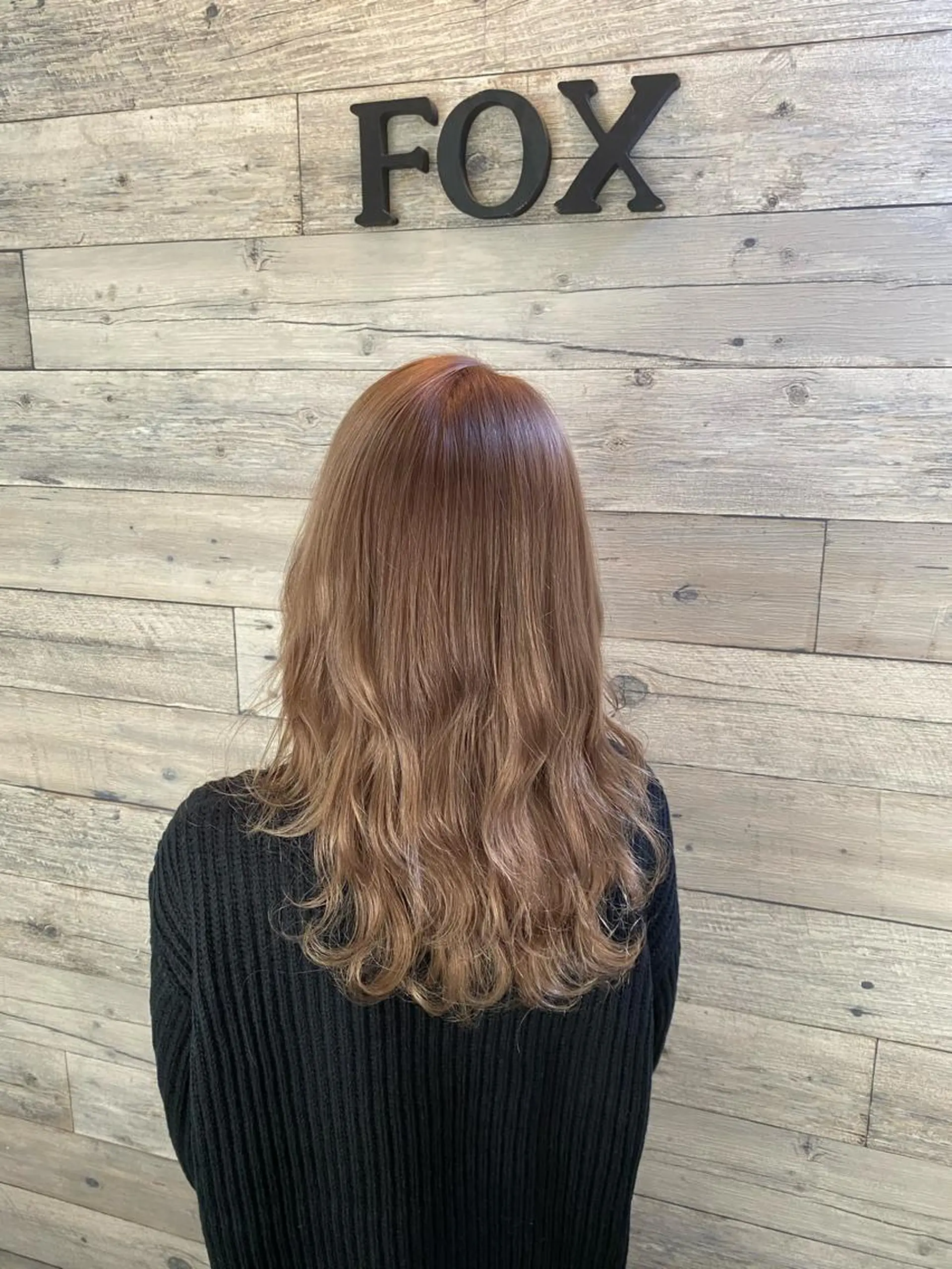 ミディアム カラー ﾊｲﾗｲﾄ/ﾚｲﾔｰ ｶｯﾄ/大嶽謙のヘアスタイル