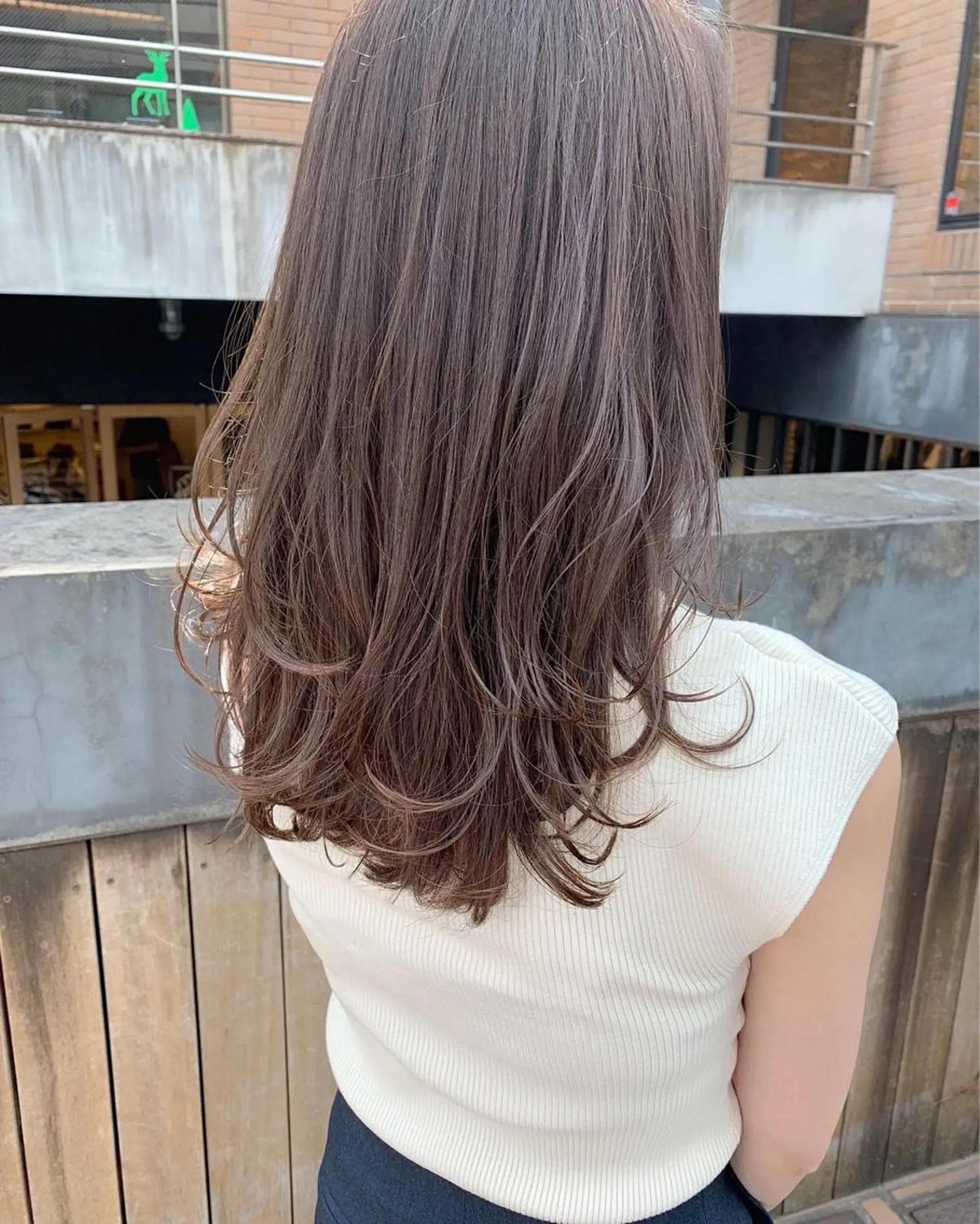 セミロング カラー パーマ ヘアアレンジ セミロングパーマ トリートメント 松田 亮葉のヘアスタイル