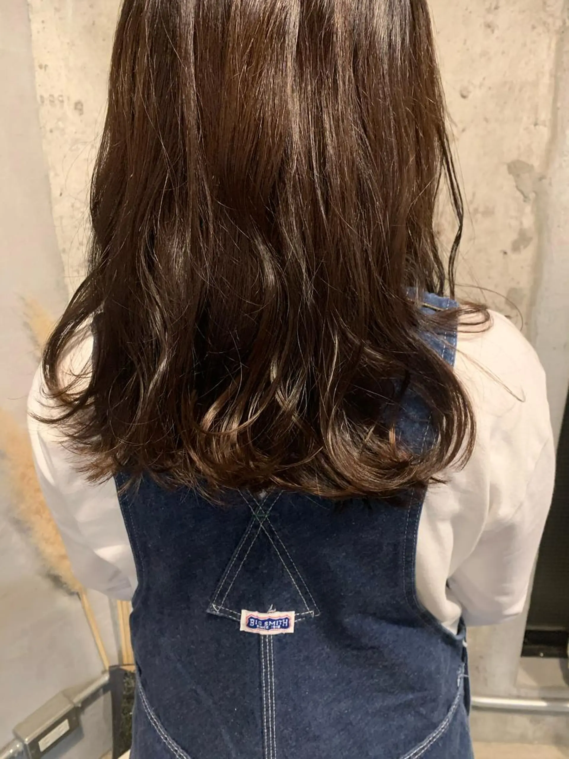 ロング Asti blanche所属・ブリーチなしWカラー /地毛風/小林凪沙のヘアスタイル