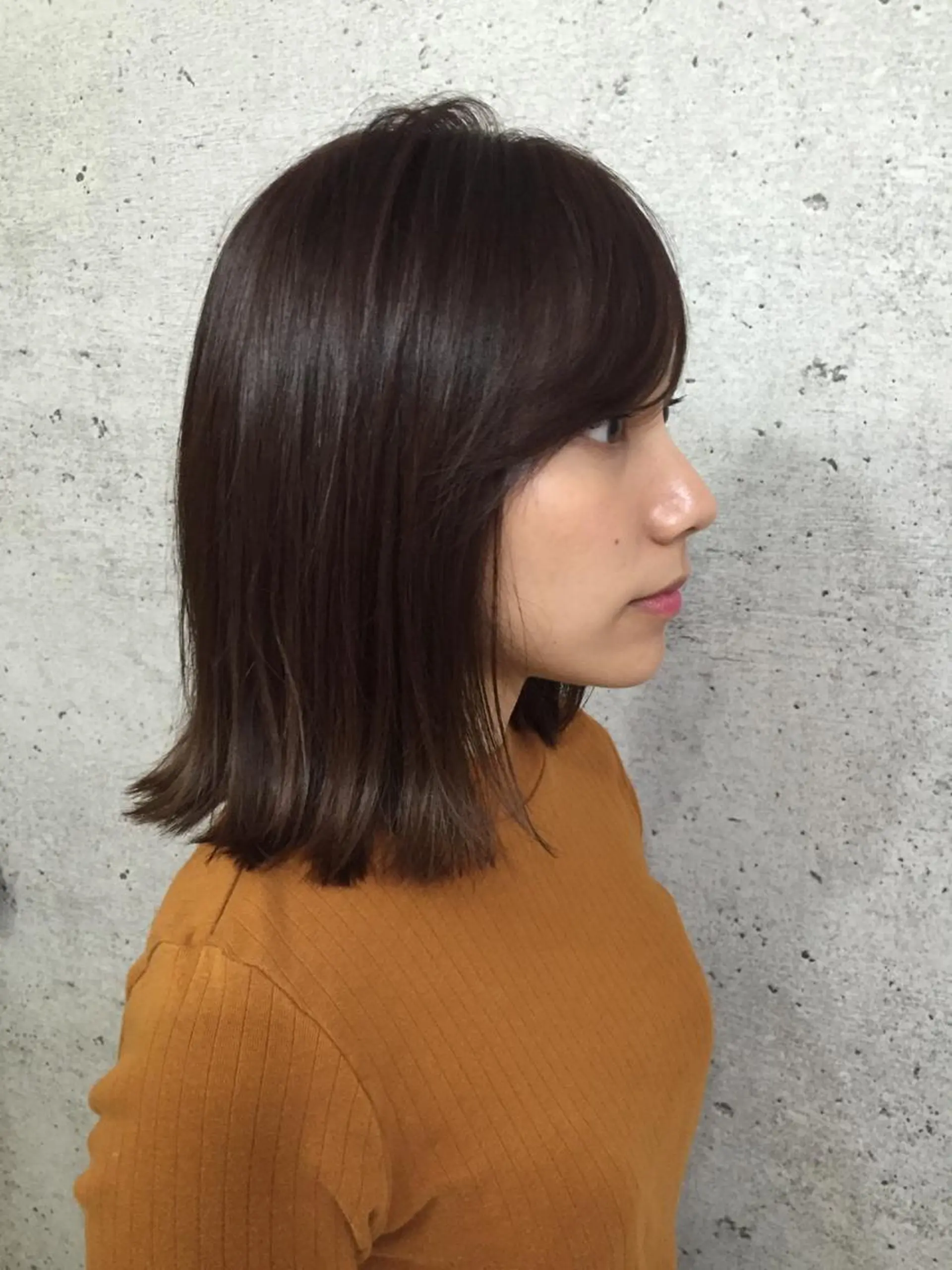 ミディアム カラー ボブ 外ハネヘア 統括ディレクター kuriのヘアスタイル