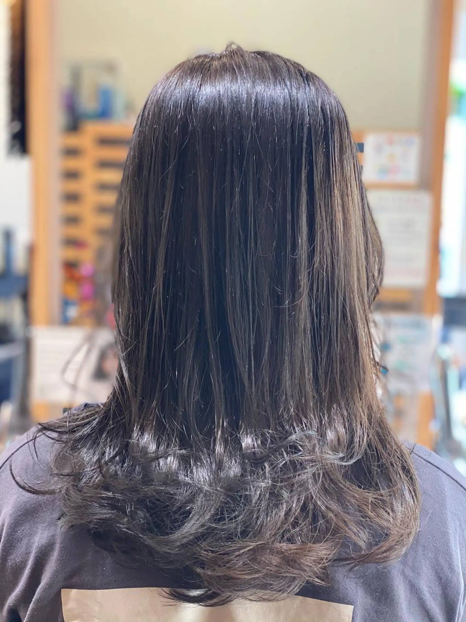 ロング カラー 関口 友行のヘアスタイル