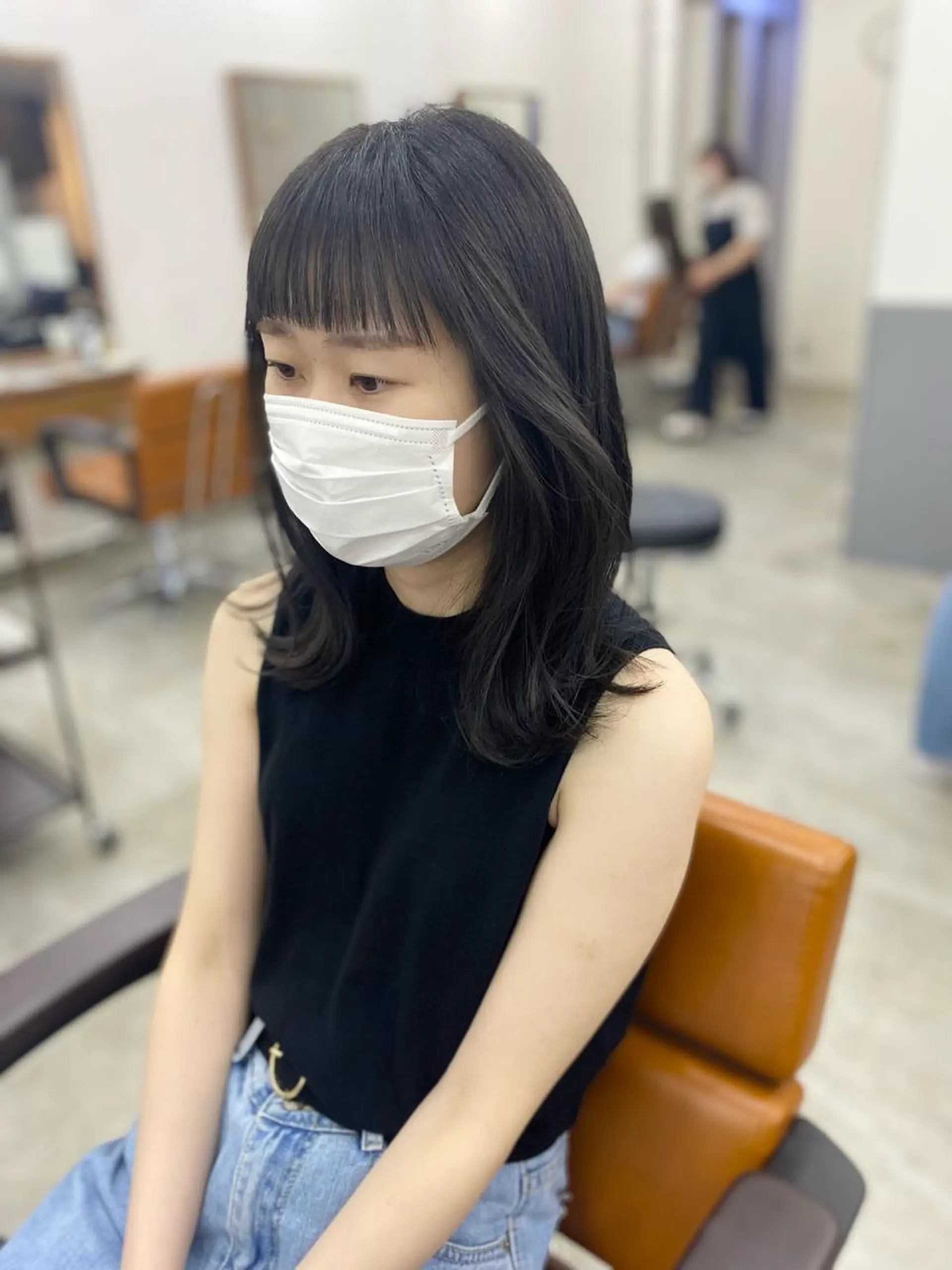 ミディアム カラー オリーブ/アッシュ やわらか透明感カラーのヘアスタイル