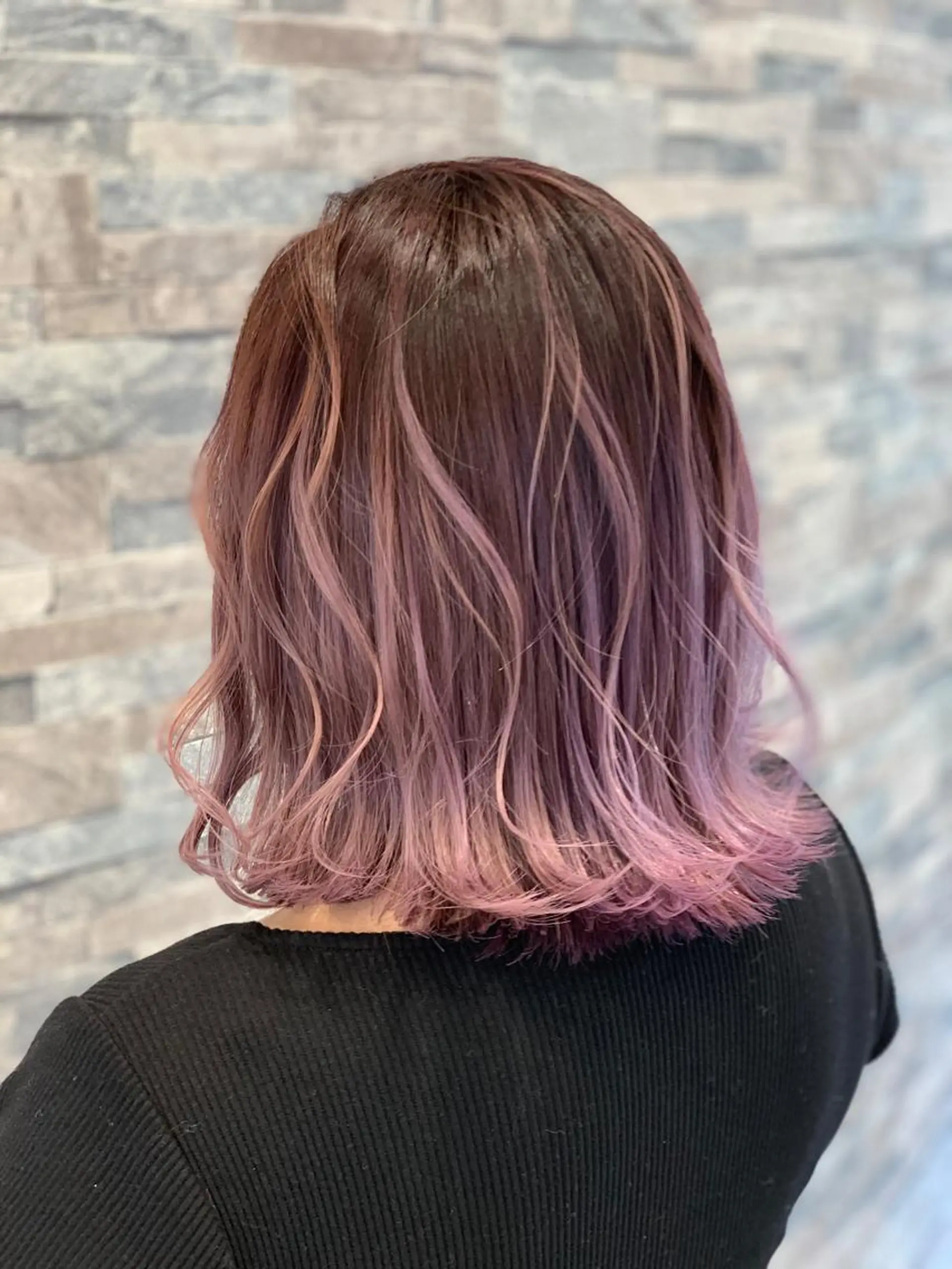 ミディアム カラー カラーと言ったら SAWARAのヘアスタイル