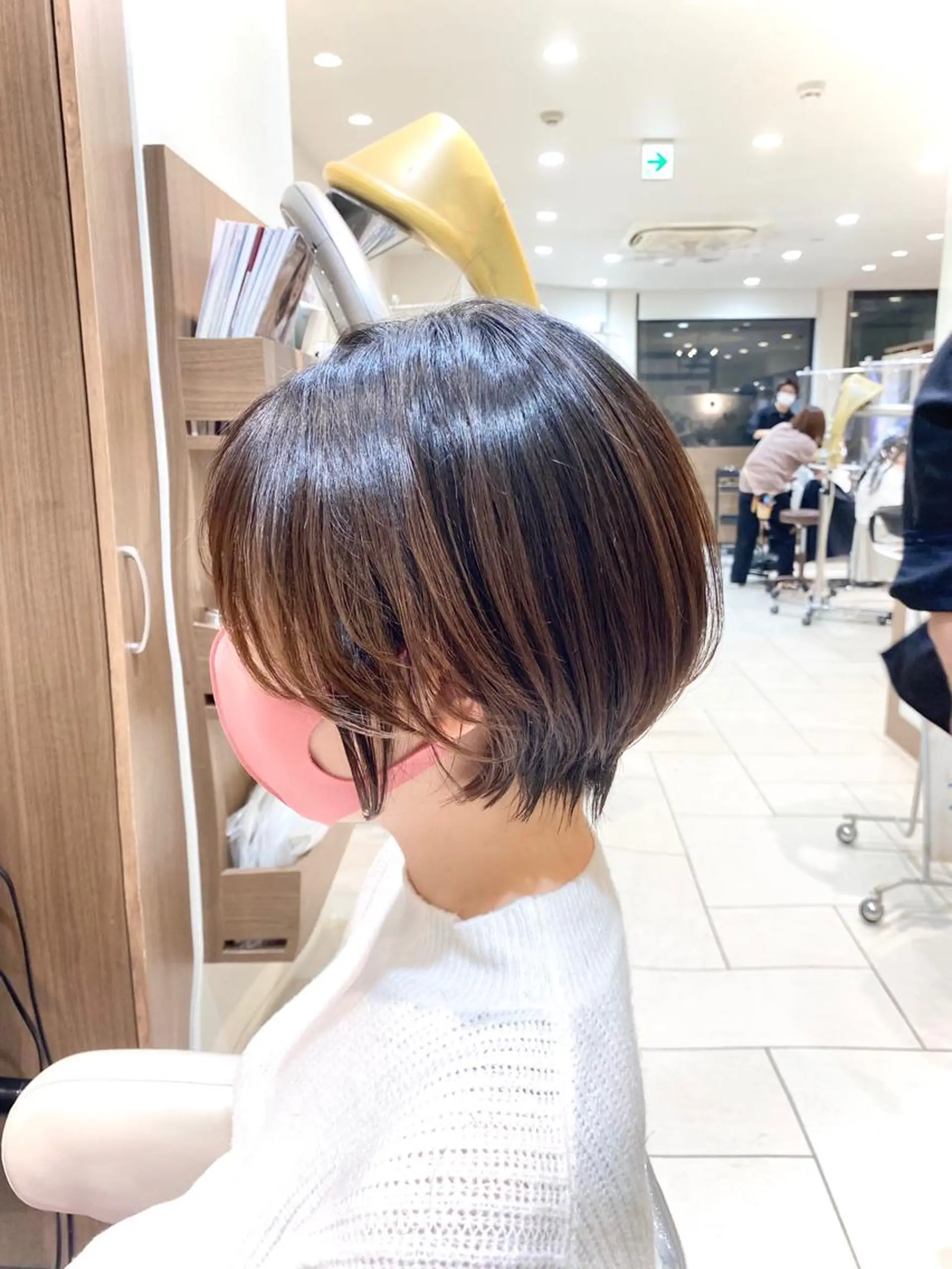 ショート 横山 直輝のヘアスタイル