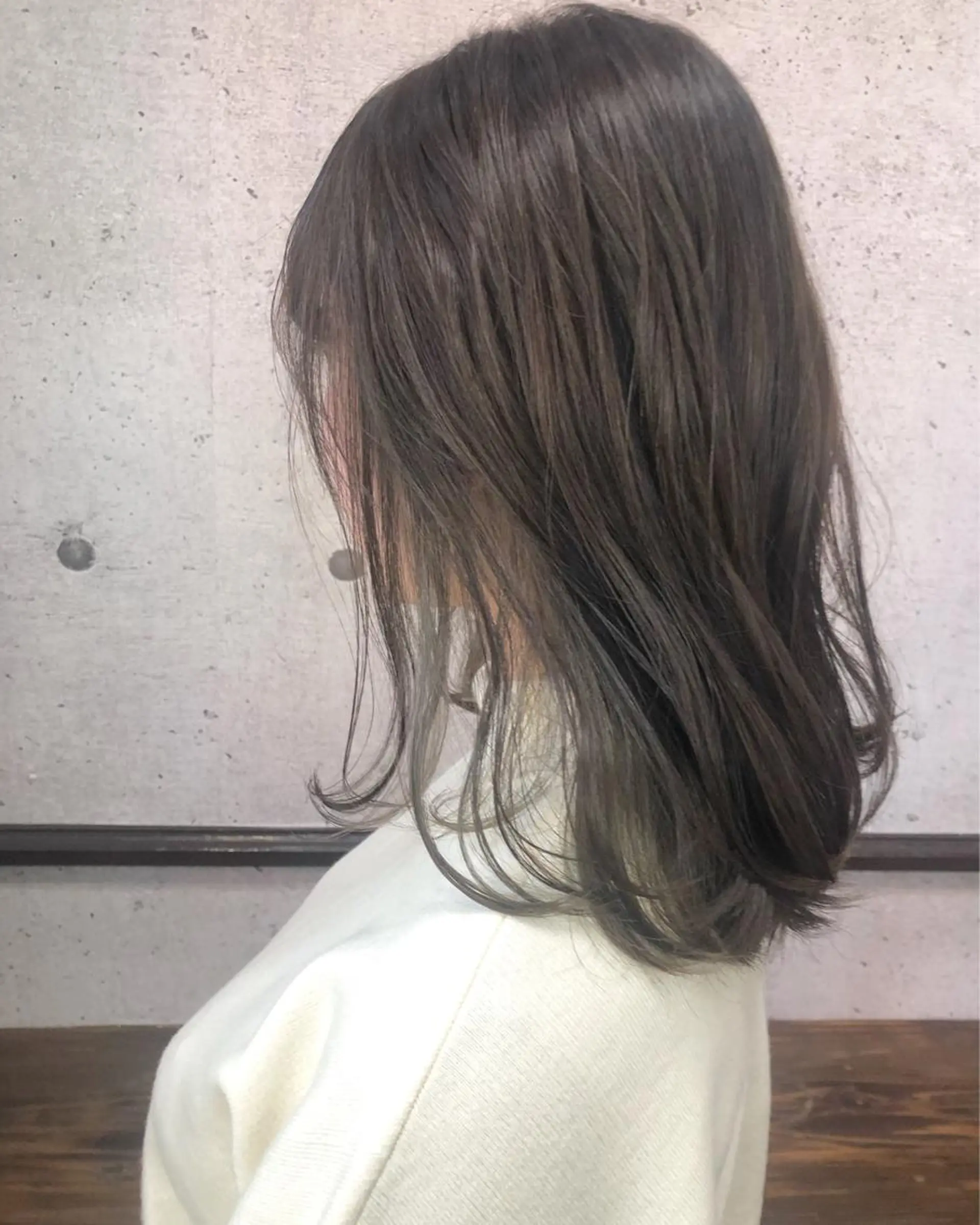 カラー ベージュカラー ヘアカラー 江原 彩華のヘアスタイル