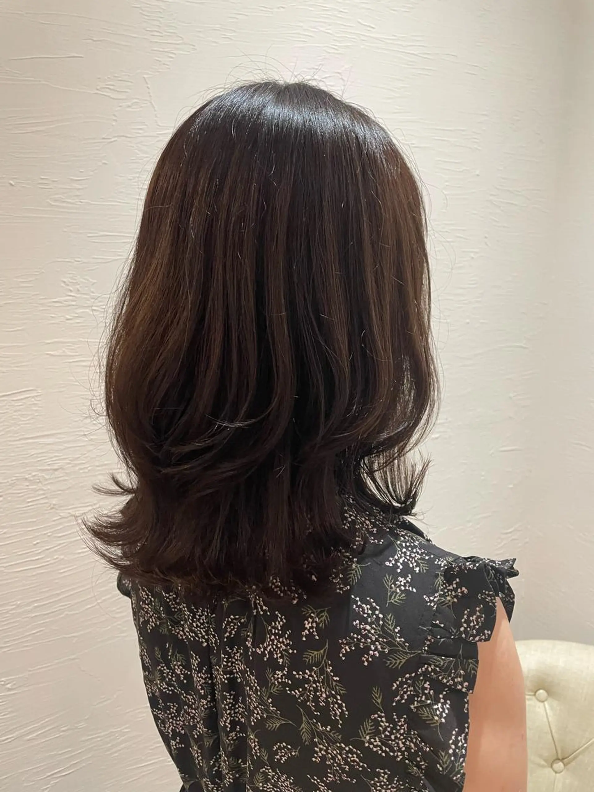 ミディアム 守川 七海のヘアスタイル