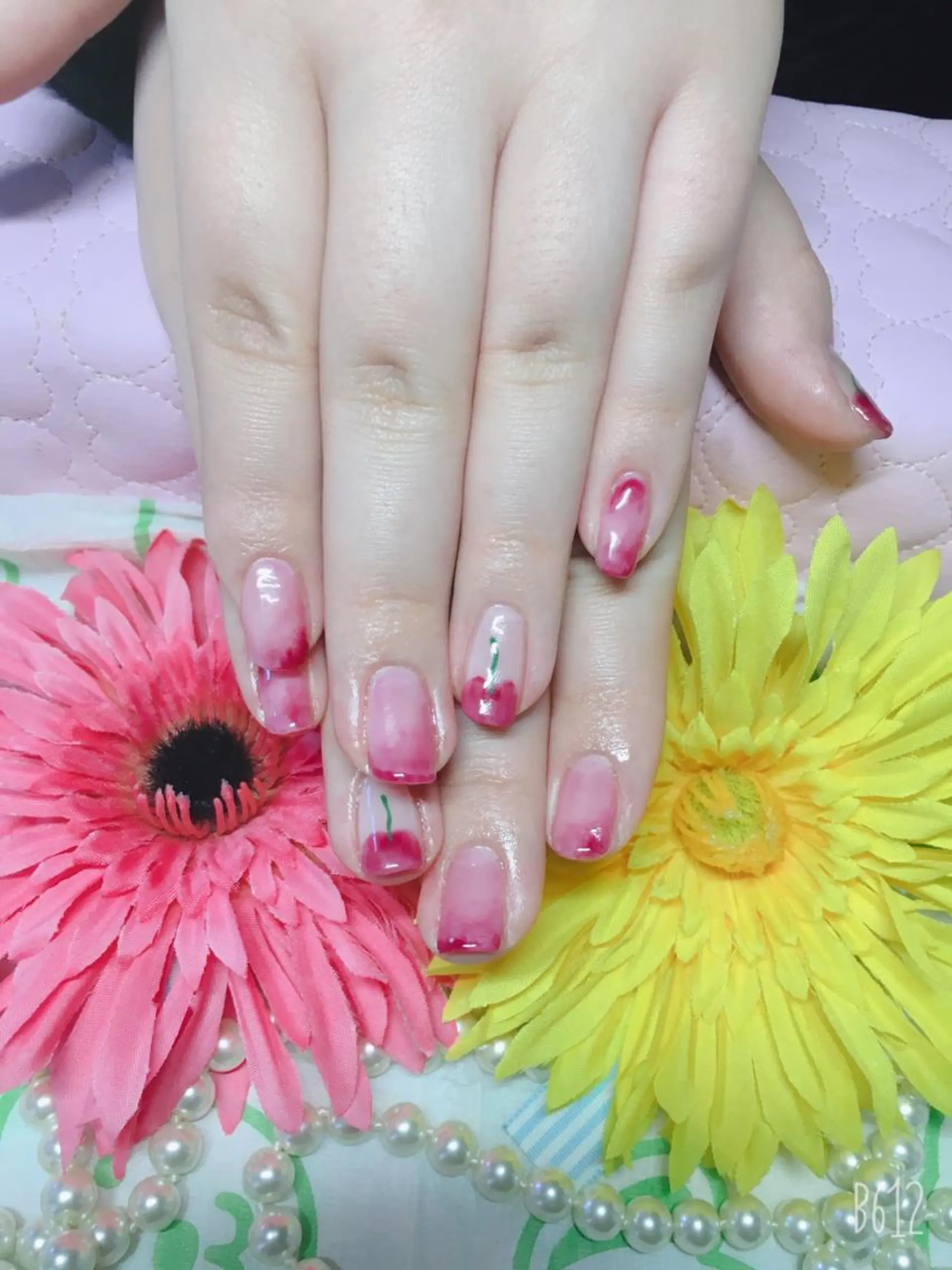 ネイル ハンドネイル ハンドケア ネイルサロン HARRYS所属・ネイル・脱毛サロン HARRYSのエステ・リラクイメージ