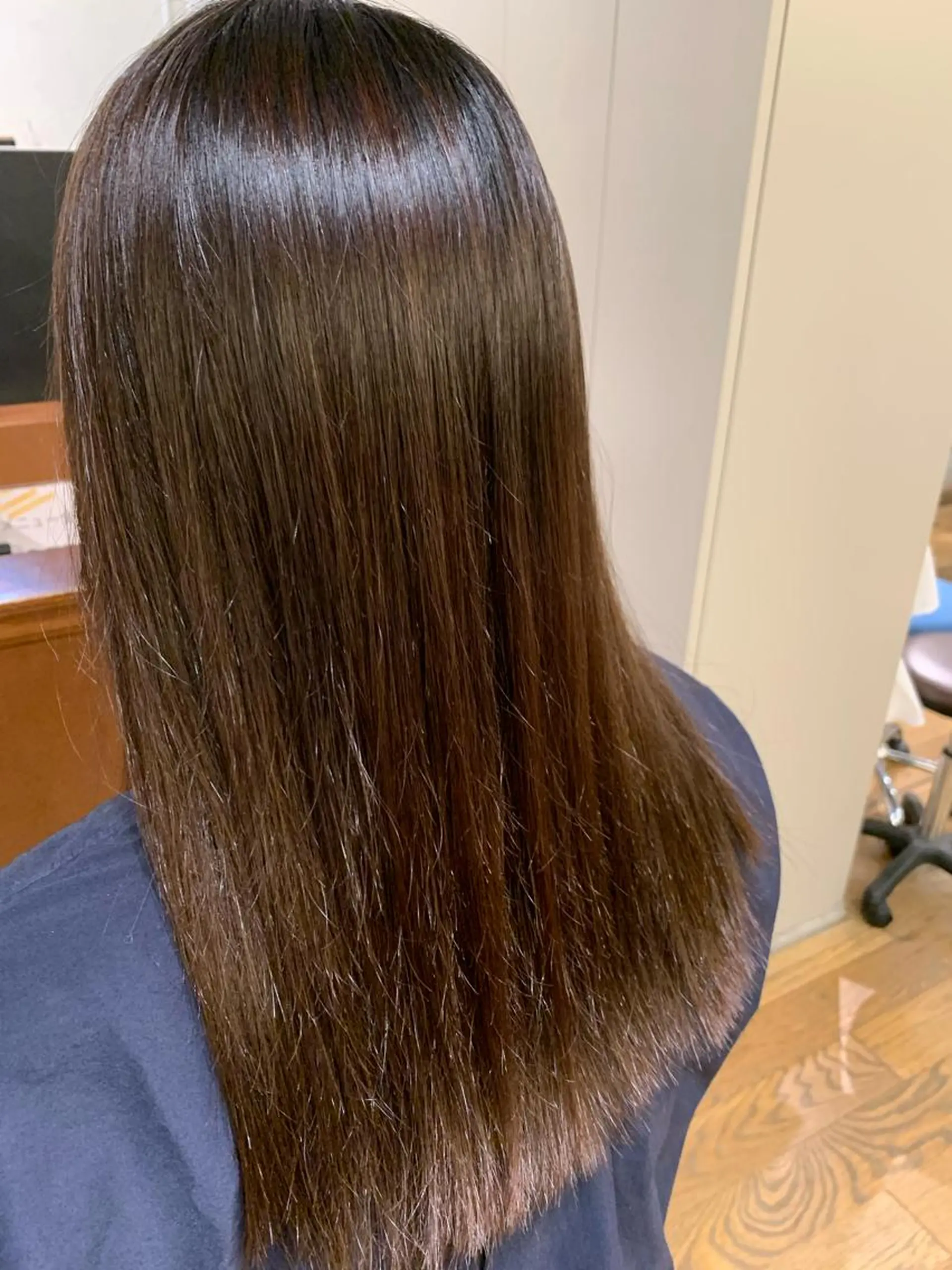 セミロング 佐藤 宰のヘアスタイル