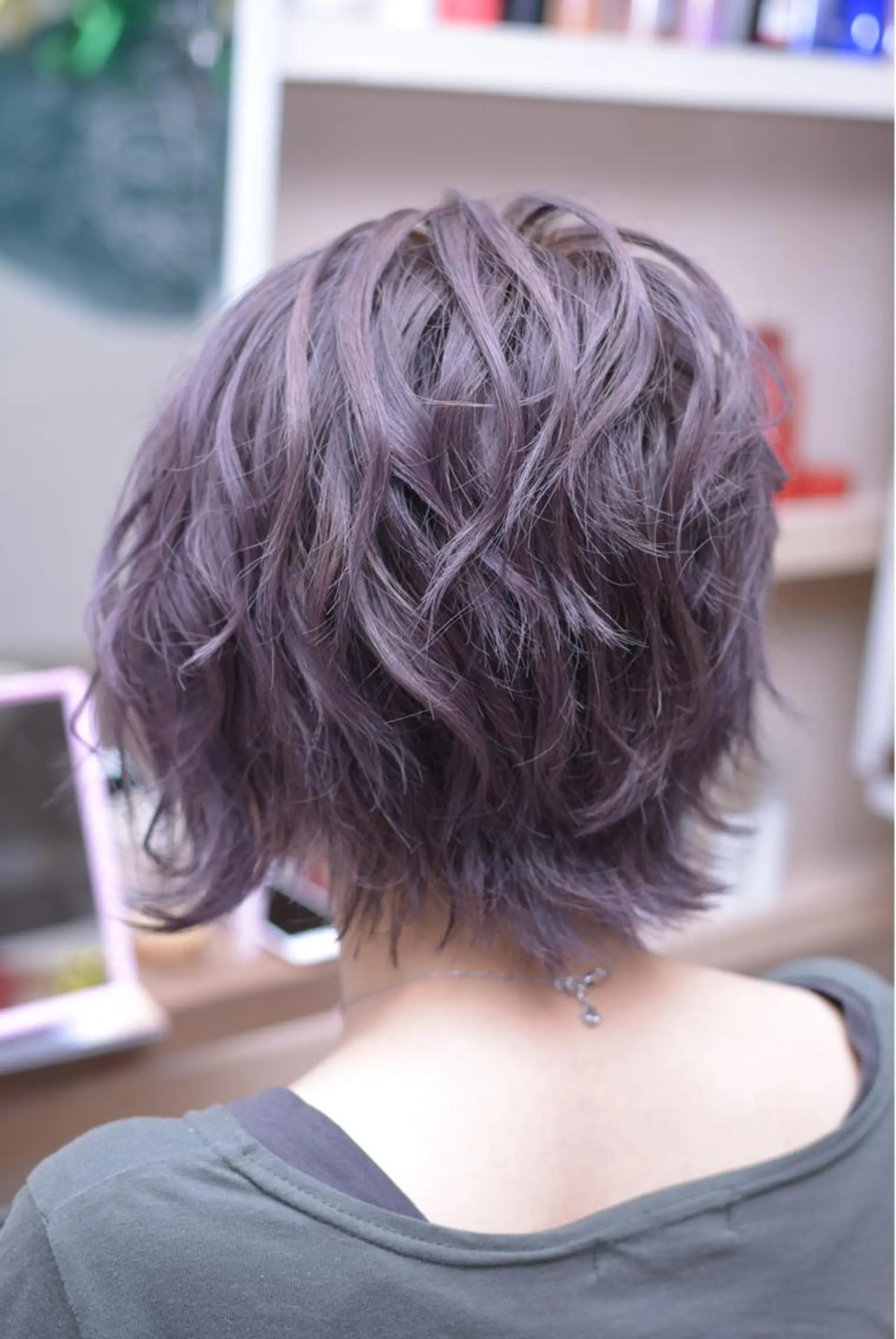 ショート アッシュ レディース専用🌷咲 の垢抜けブリーチ部屋のヘアスタイル