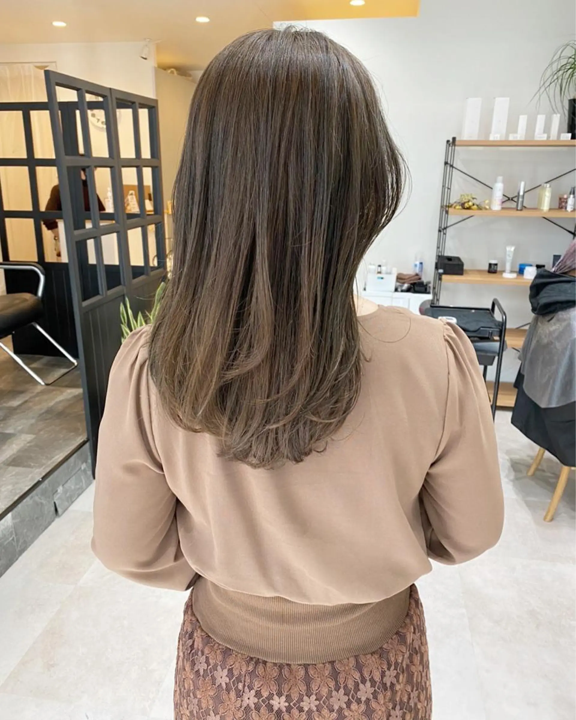 ロング カラー ベージュカラー オリーブベージュ ヘアカラー トリートメント ✨透明感カラー/縮毛 恵比寿HAYATO✨のヘアスタイル