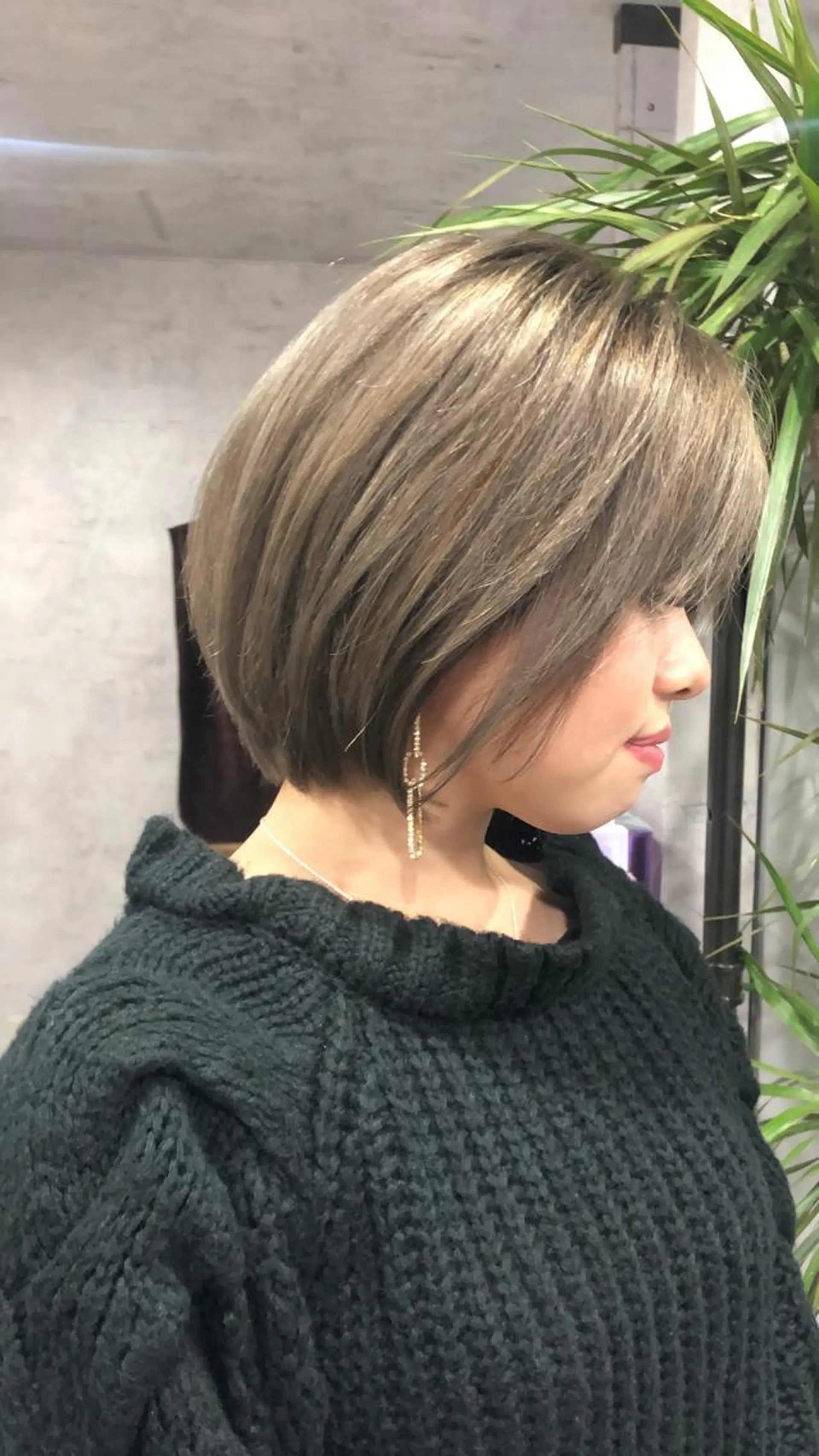ショート カラー ウルフ/デザイン/ 大阪/タカハシユウキのヘアスタイル