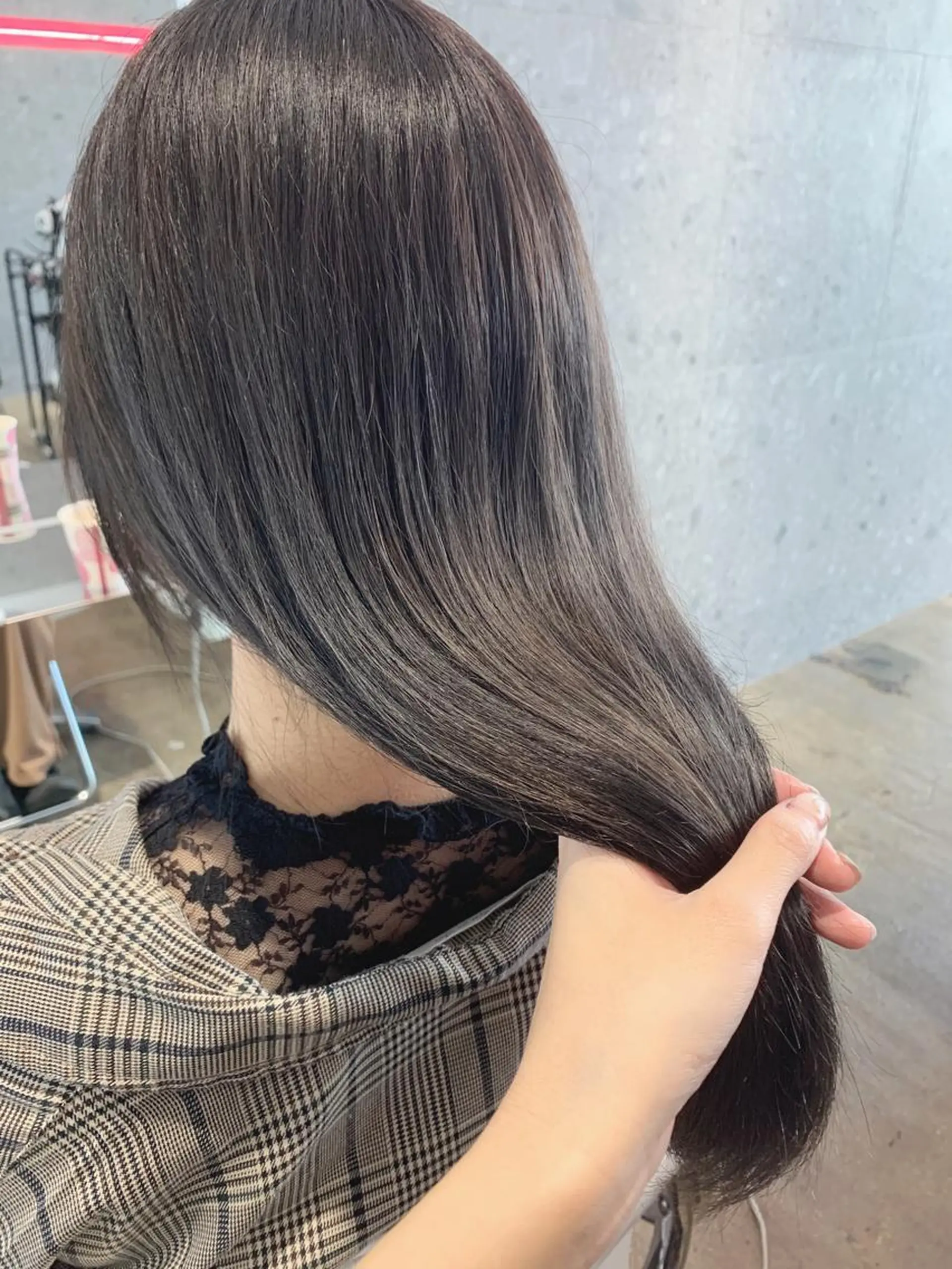 ロング カラー ヘアカラー トリートメント PHIDGE所属・山下 千明のヘアスタイル