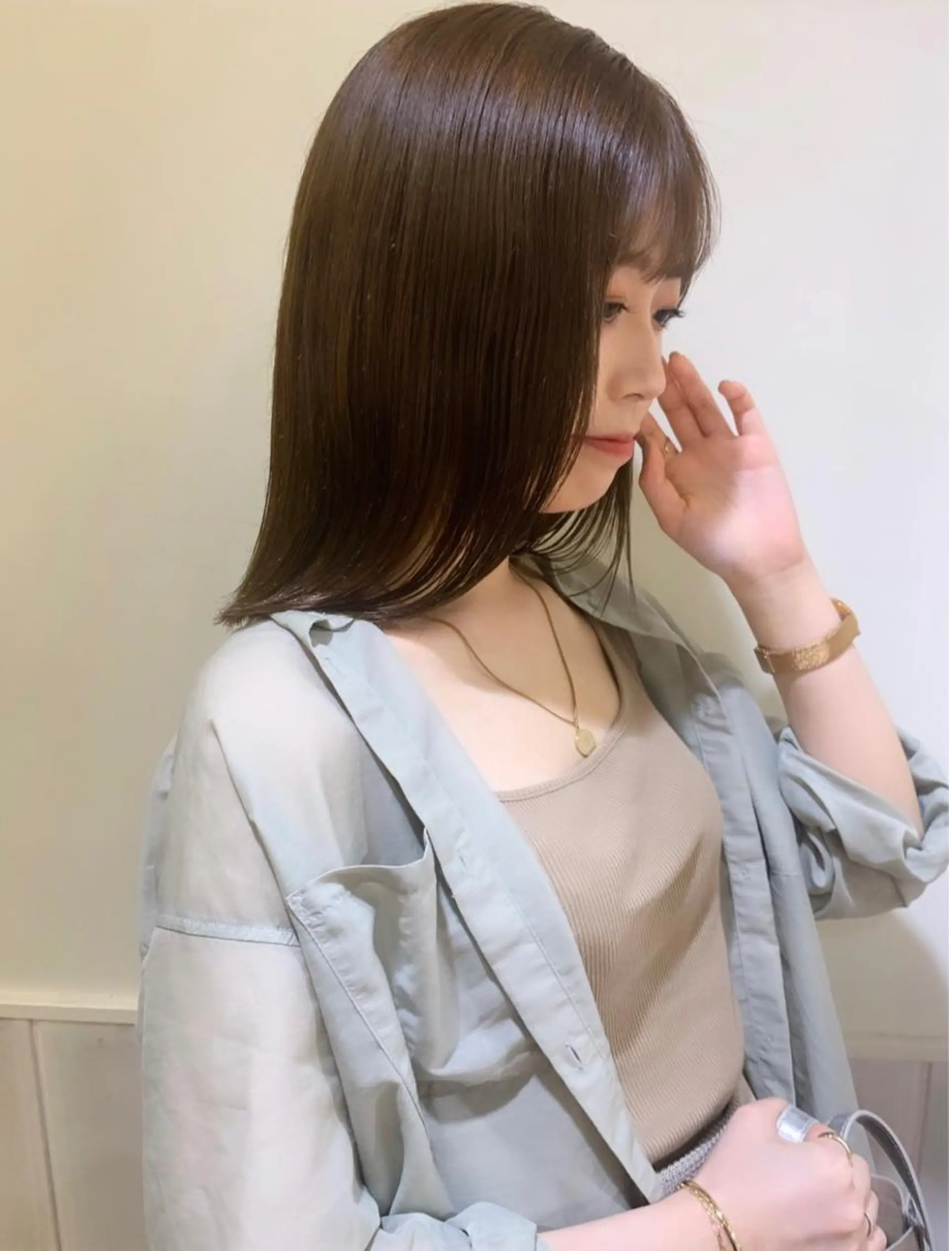 セミロング 落合希 Olivebeigeのヘアスタイル