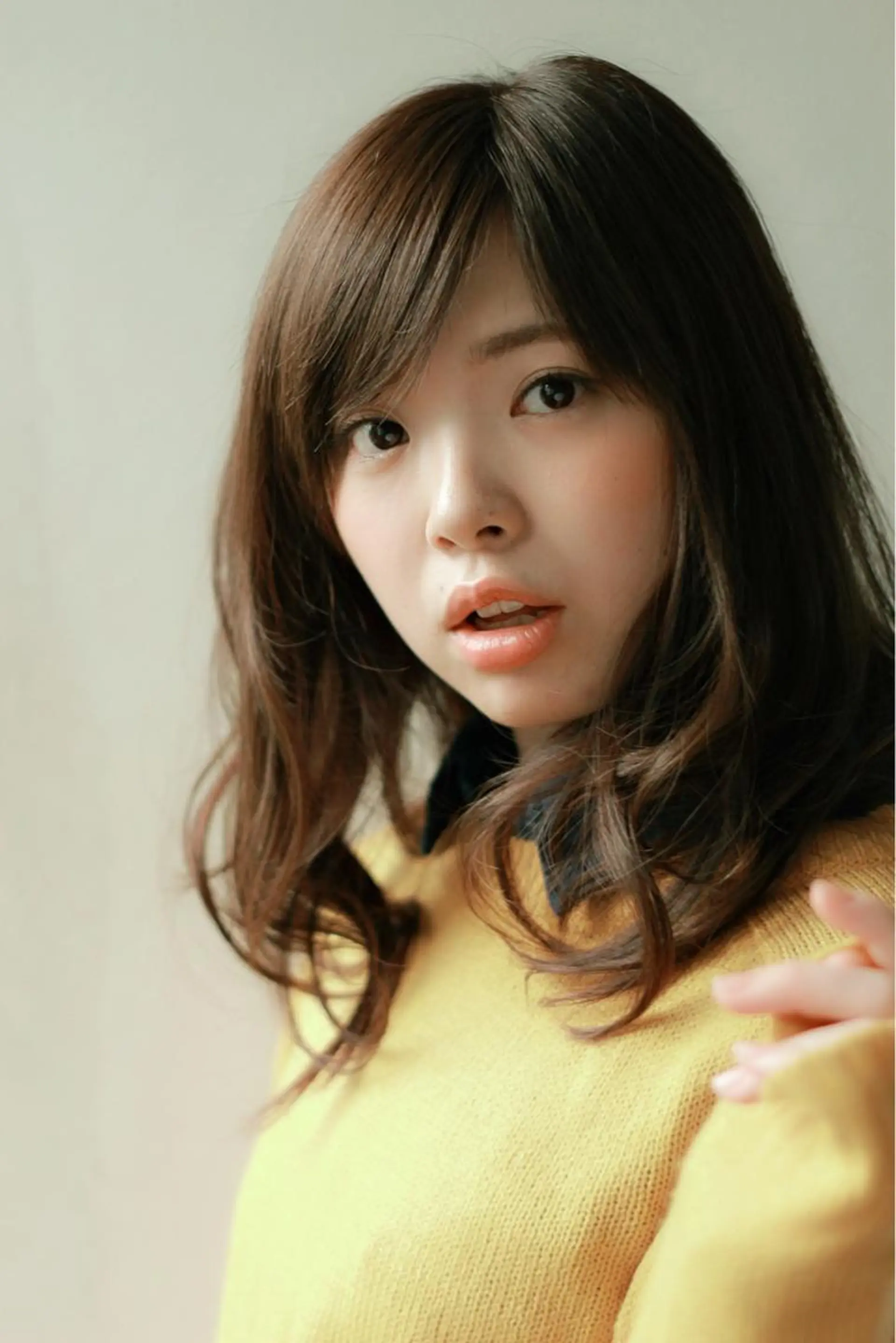 セミロング カラー パーマ 川間 将彦のヘアスタイル