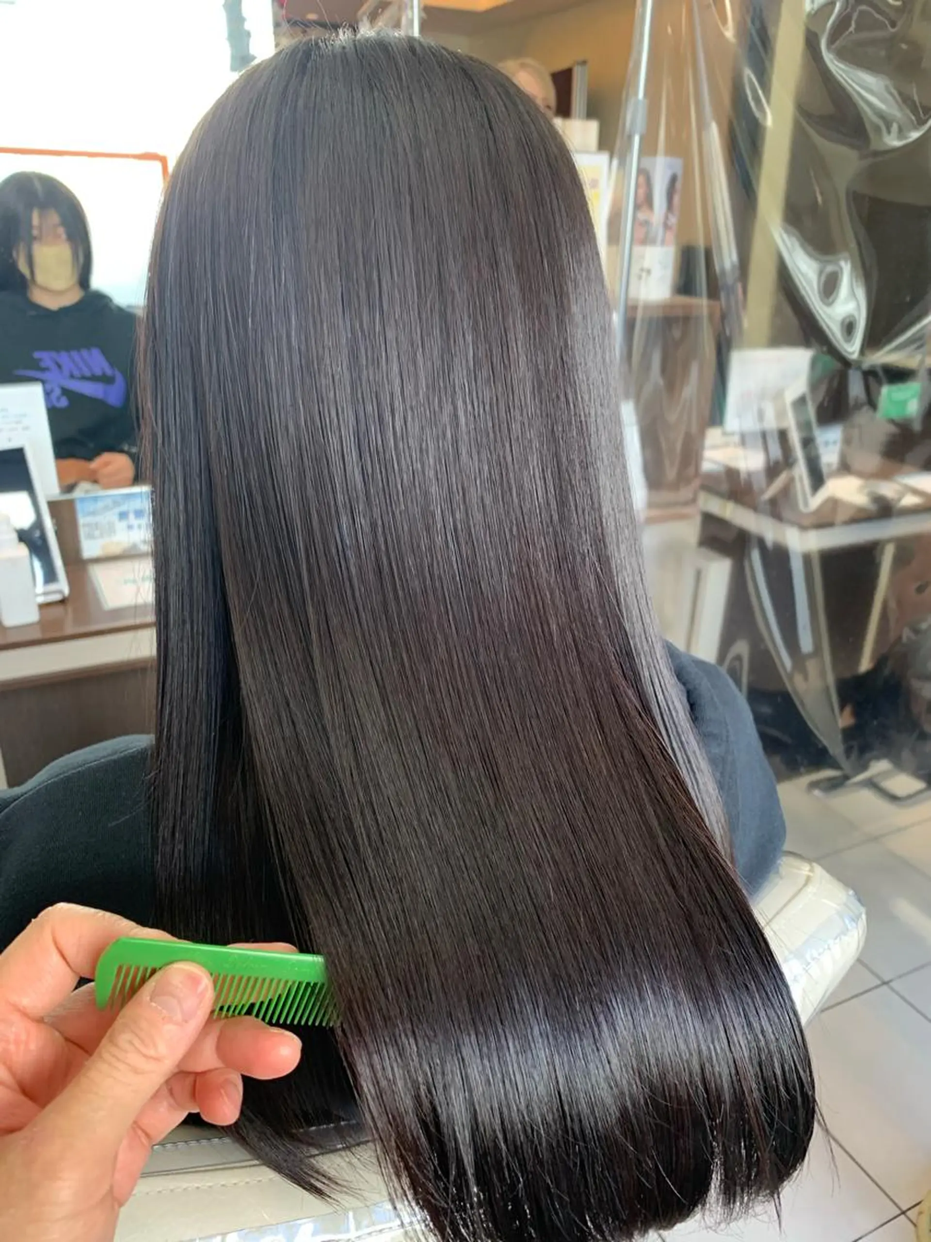 ロング パーマ 縮毛矯正 トリートメント ブリーチでもできる 縮毛矯正相原慎🌈のヘアスタイル